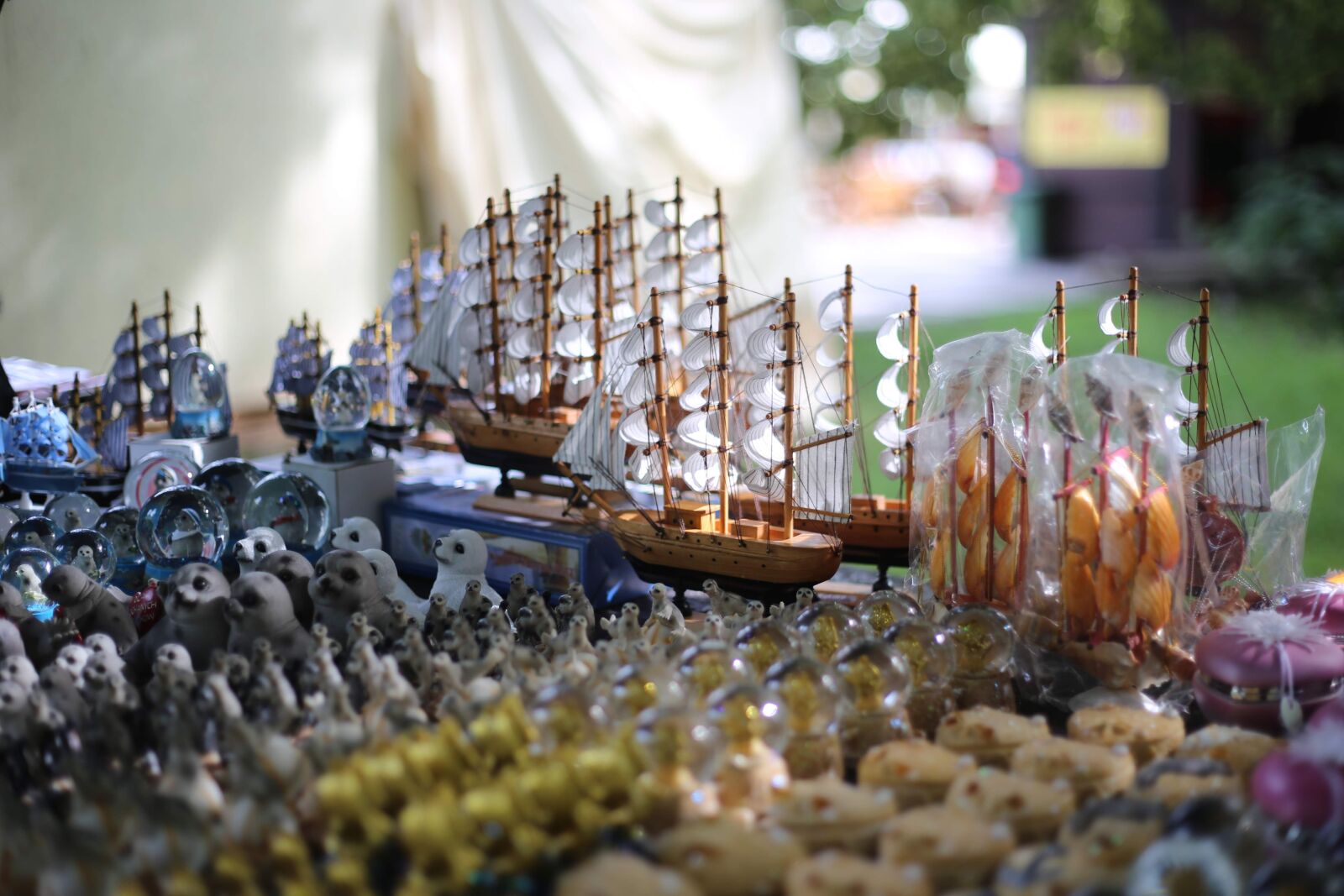 Canon EF 50mm F1.8 II sample photo. Toys, fun, model photography