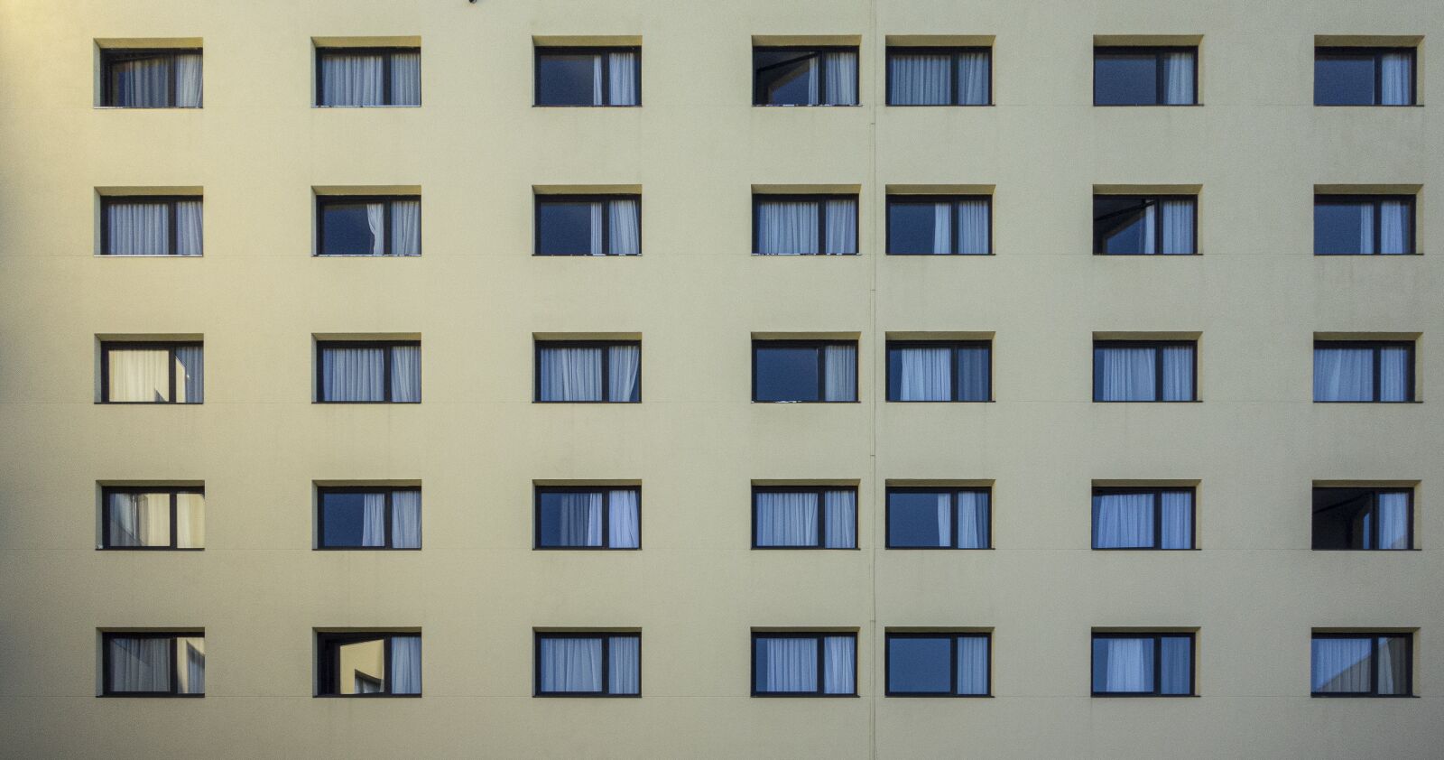 Sony Cyber-shot DSC-RX100 sample photo. Architectural, facade, window photography