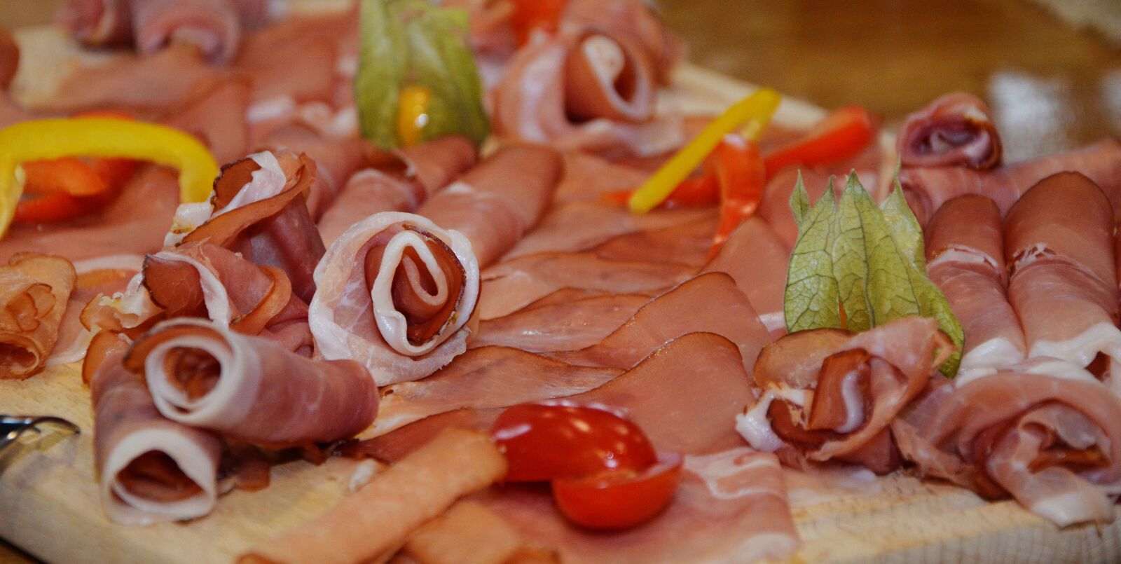 Nikon D5200 sample photo. Ham, smoked ham, raw photography