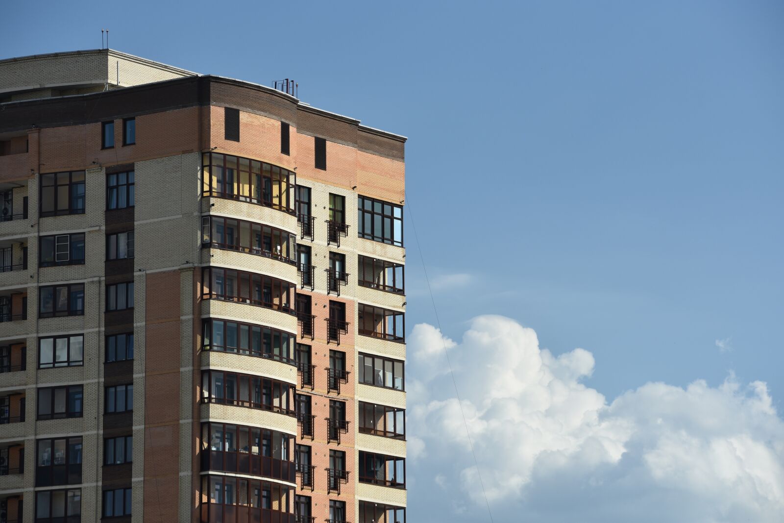 Nikon D3400 sample photo. House, building, sky photography