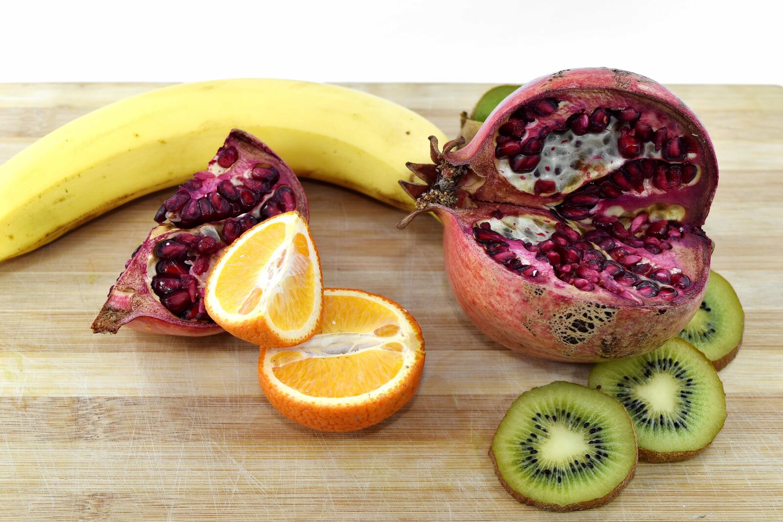 Nikon D5500 sample photo. Antioxidant, banana, kitchen table photography