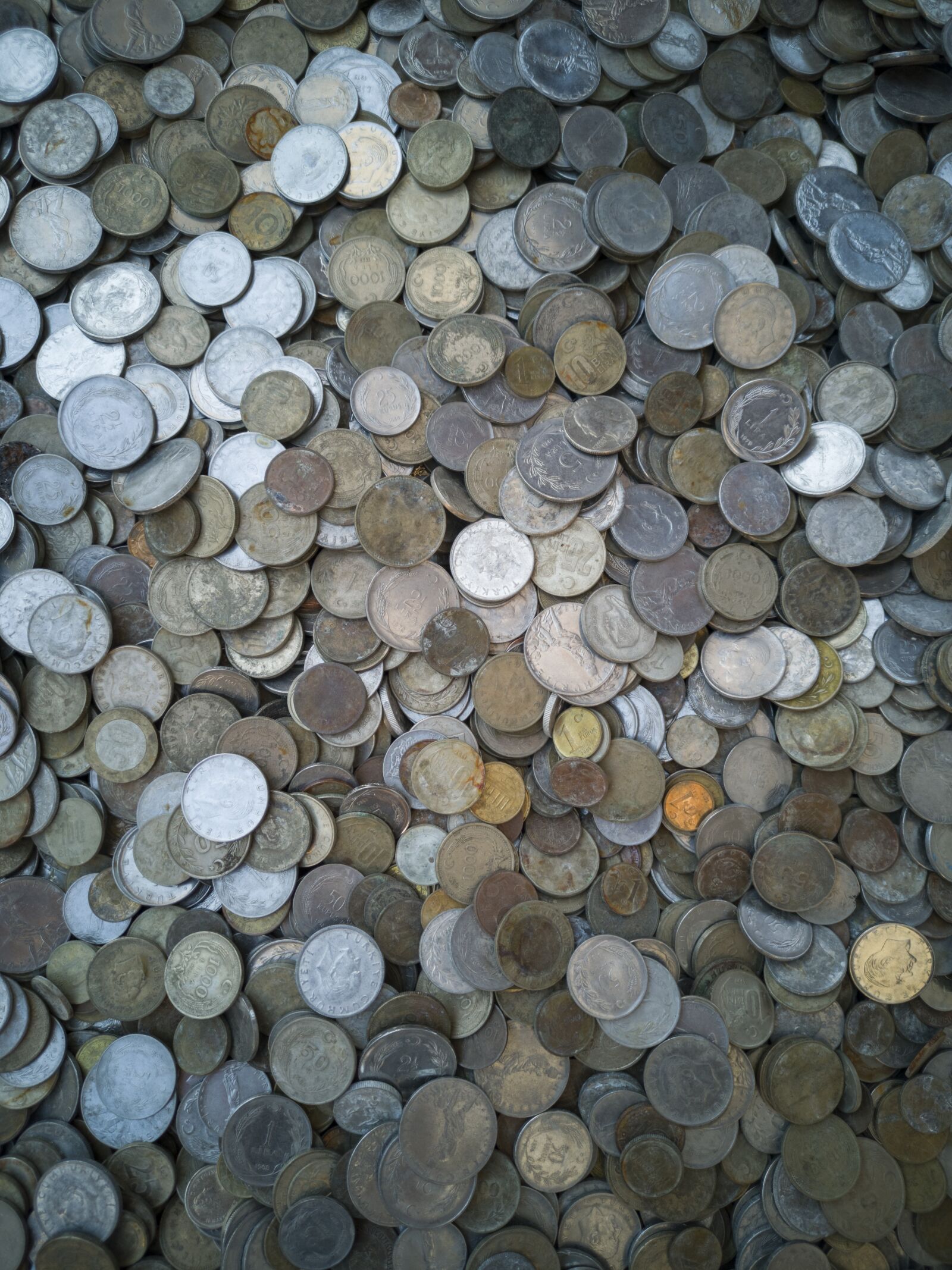 HUAWEI CLT-L09 sample photo. Money, wealth, disorder photography