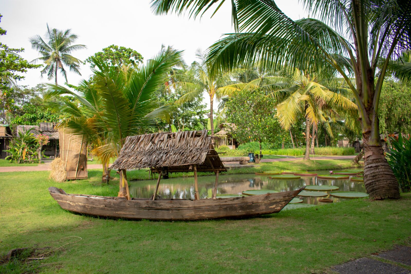 Nikon D3400 sample photo. Wooden, boat, green photography