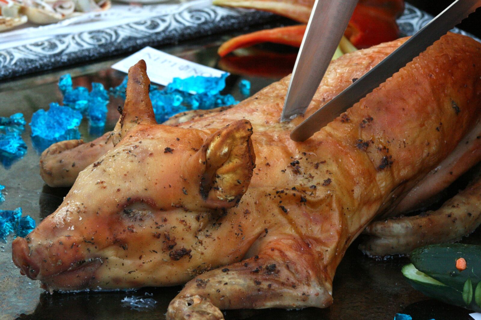 Canon EOS 400D (EOS Digital Rebel XTi / EOS Kiss Digital X) sample photo. Pig, pork, food photography