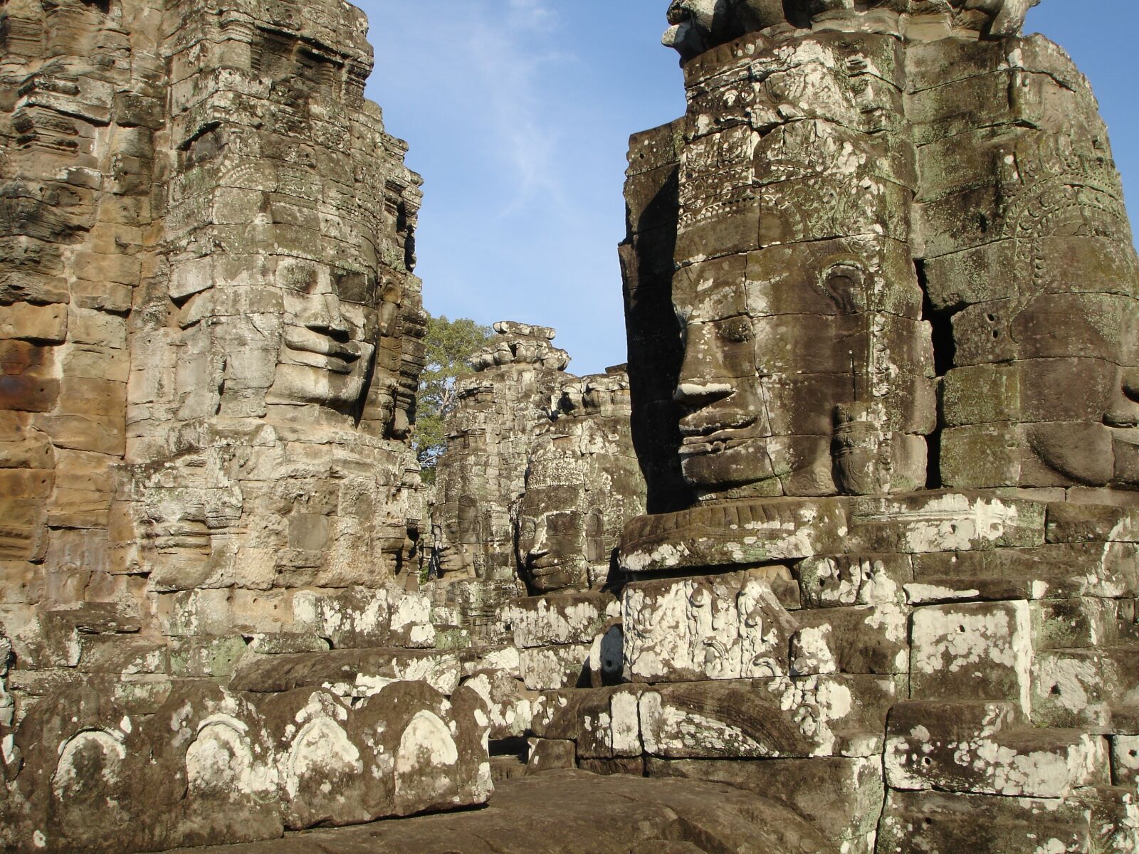 Sony DSC-P200 sample photo. Angkor, angkor wat, cambodia photography