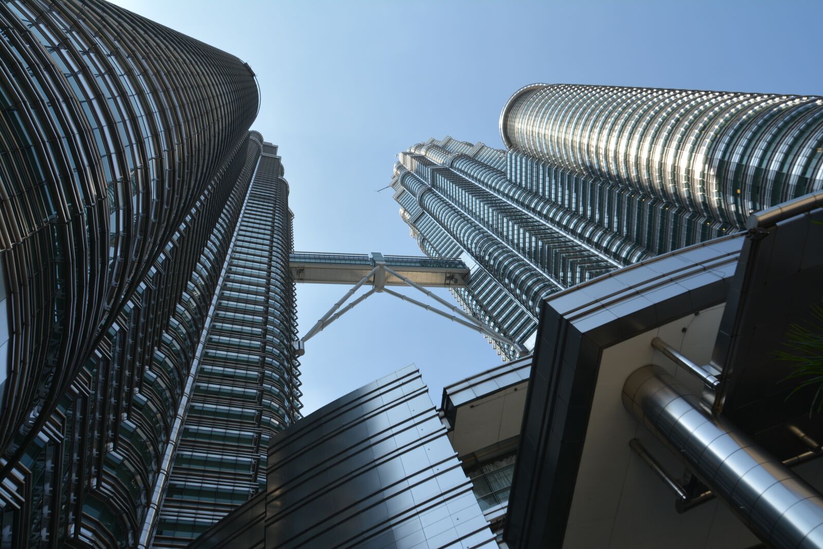 Nikon D5200 sample photo. Petronas towers, tall building photography