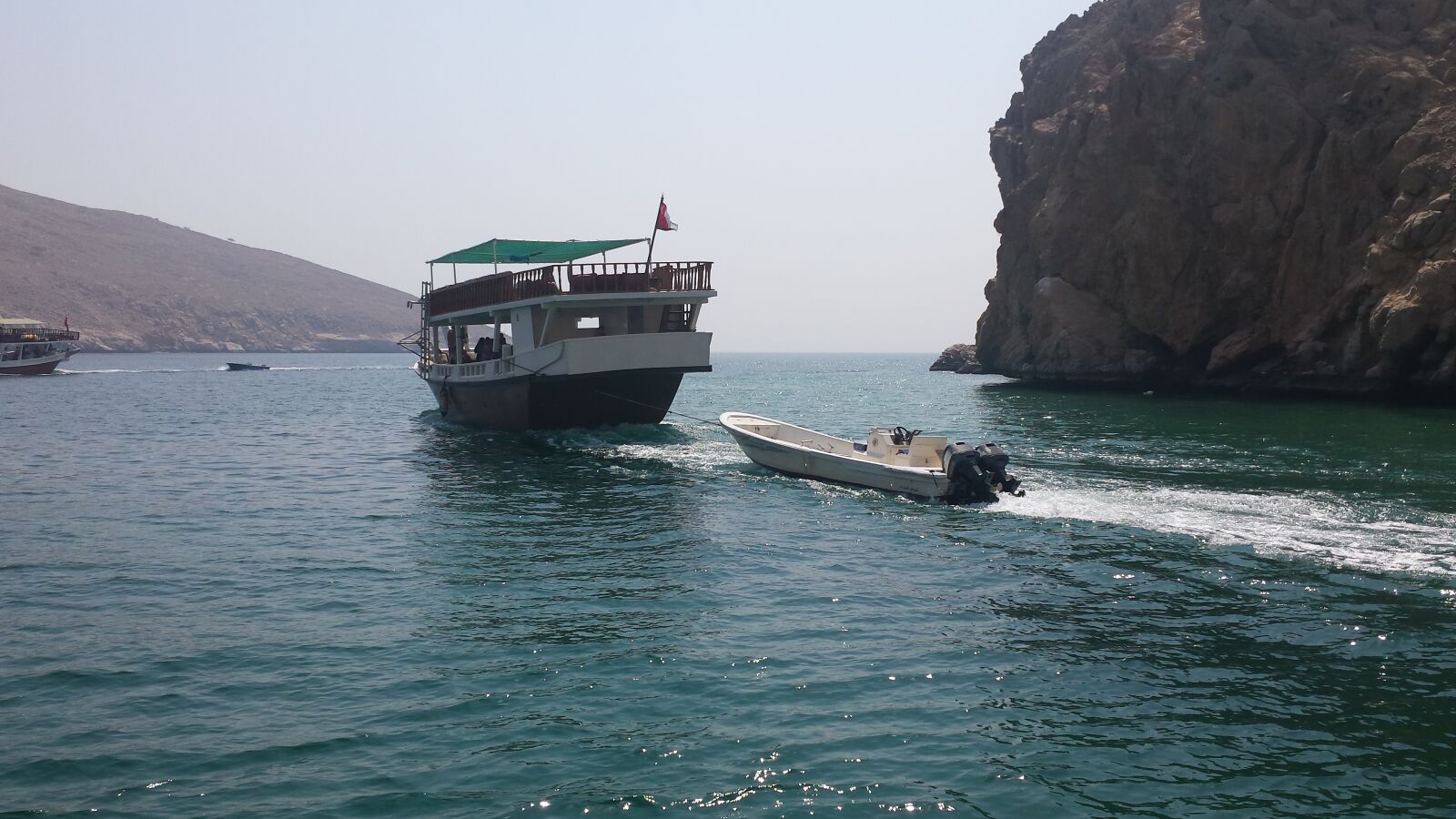Samsung Galaxy S4 sample photo. Musandam, oman, boat trip photography