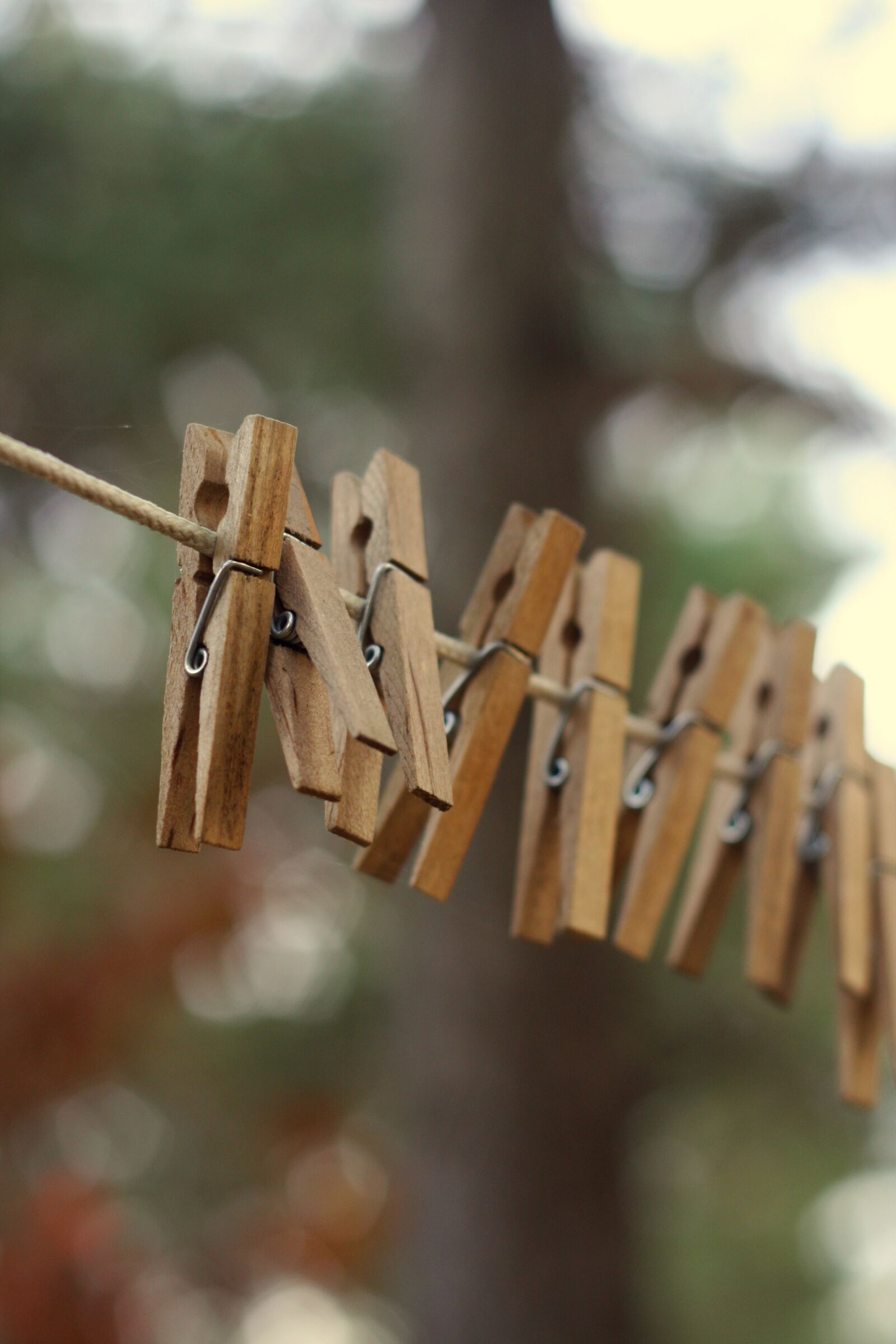 Canon EOS 40D sample photo. Clothesline, clothespin, rustic photography