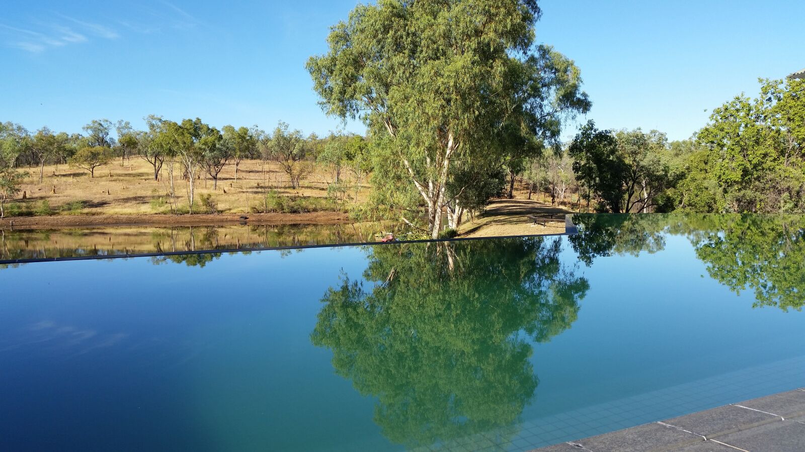 Samsung Galaxy S5 sample photo. Outback, queensland, australia photography