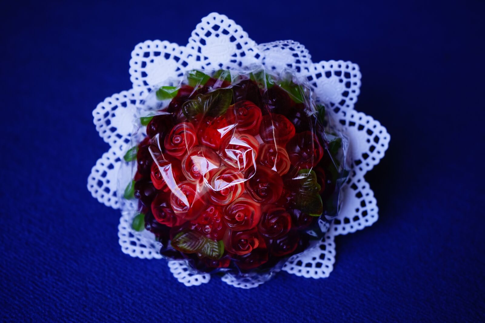 Sony a7 sample photo. Bouquet, roses, red roses photography