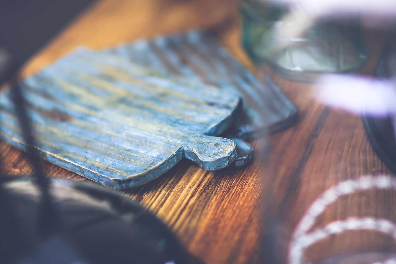 Sigma 85mm F1.4 EX DG HSM sample photo. Cutting, board photography