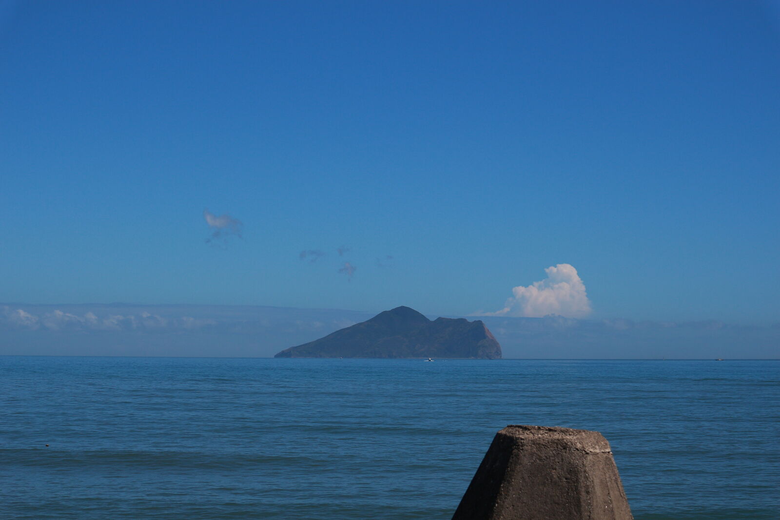 Canon EOS M sample photo. View, of, sea, against photography
