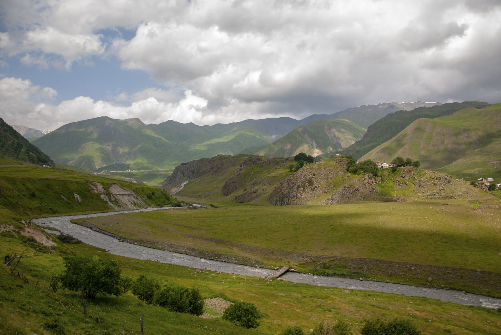 Nikon D80 sample photo. Mountains, river, clouds photography