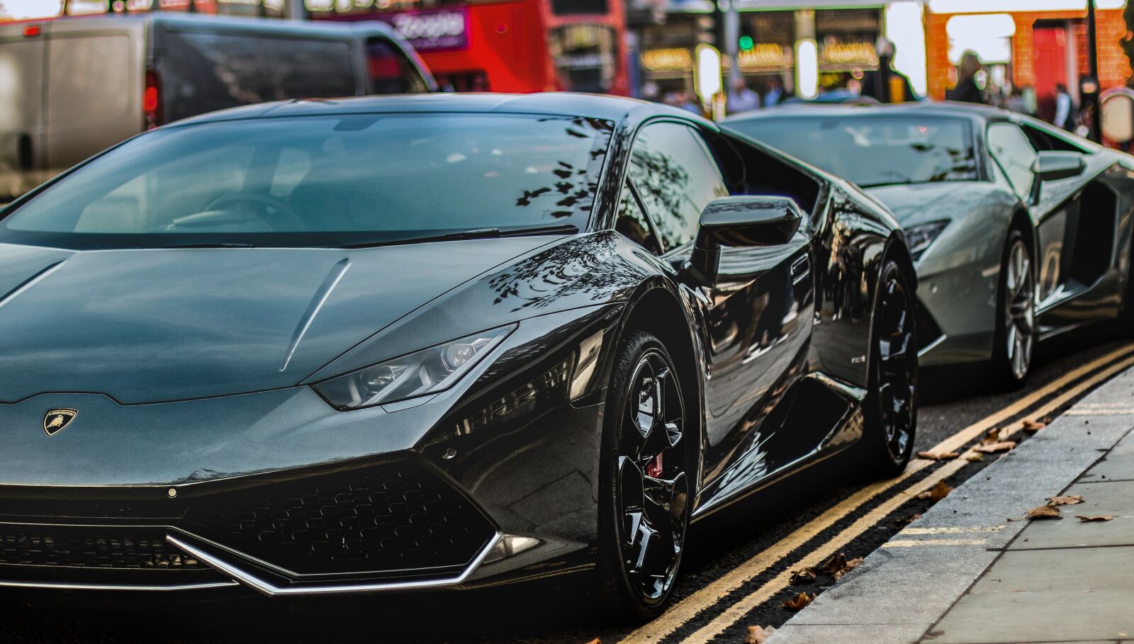 Canon EOS 70D + Canon EF 50mm F1.4 USM sample photo. Lamborghini huracan, aventador, supercar photography