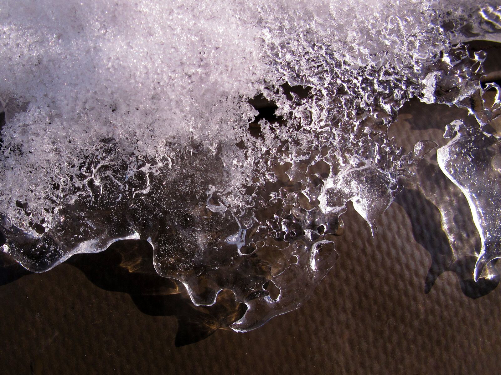 Canon PowerShot G12 sample photo. Snow, ice, thaw photography