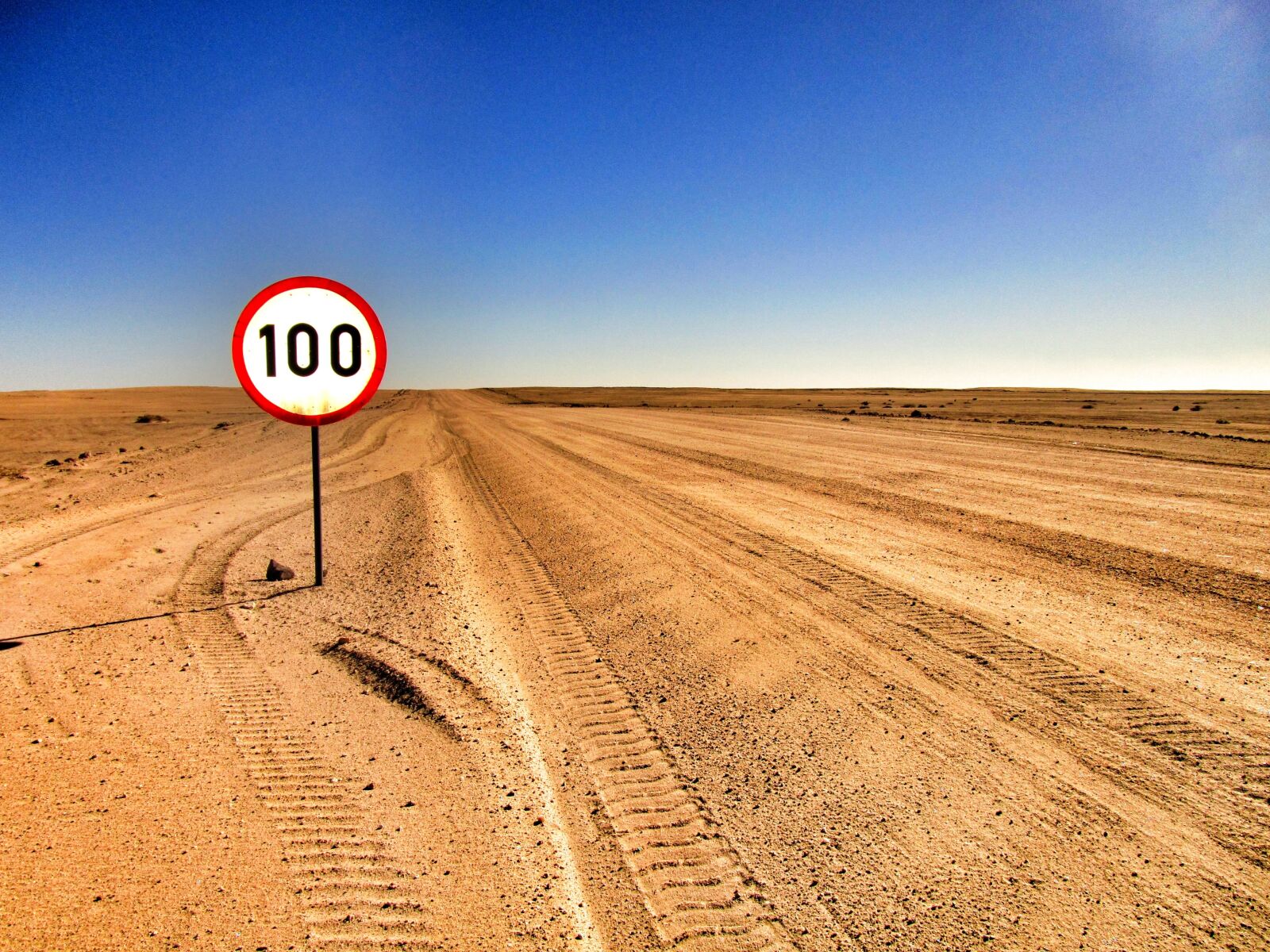 Canon PowerShot SX210 IS sample photo. Desert, road, sand photography