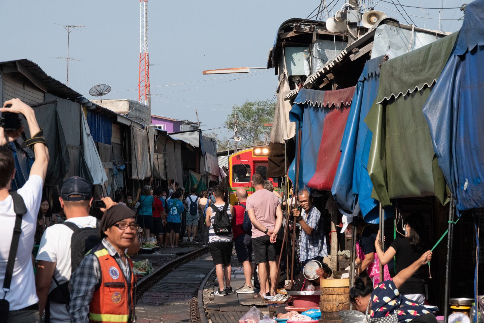 Nikon D5600 sample photo. Train, market, thailand photography