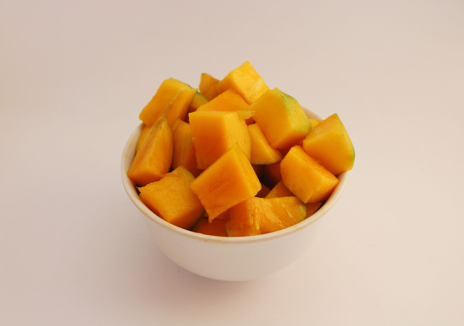 Canon EOS 1300D (EOS Rebel T6 / EOS Kiss X80) sample photo. Mango, yellow, sweet photography