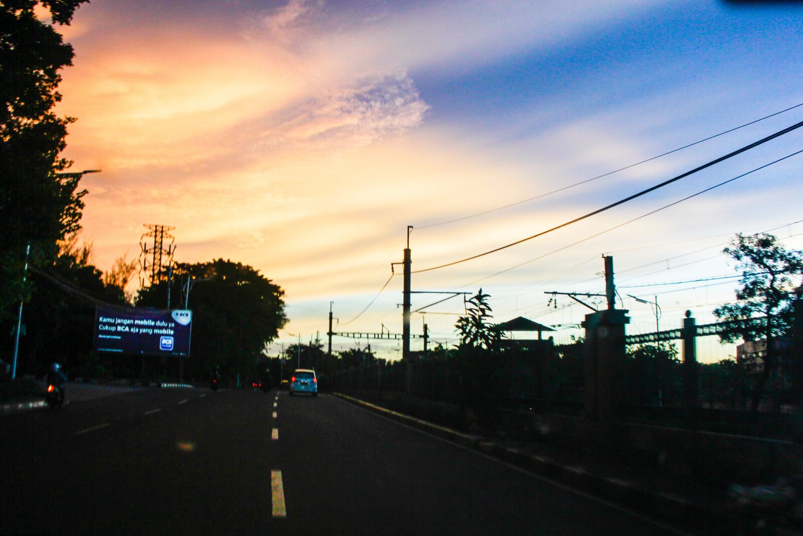 Canon EOS 60D sample photo. Blue, dusk, sky photography