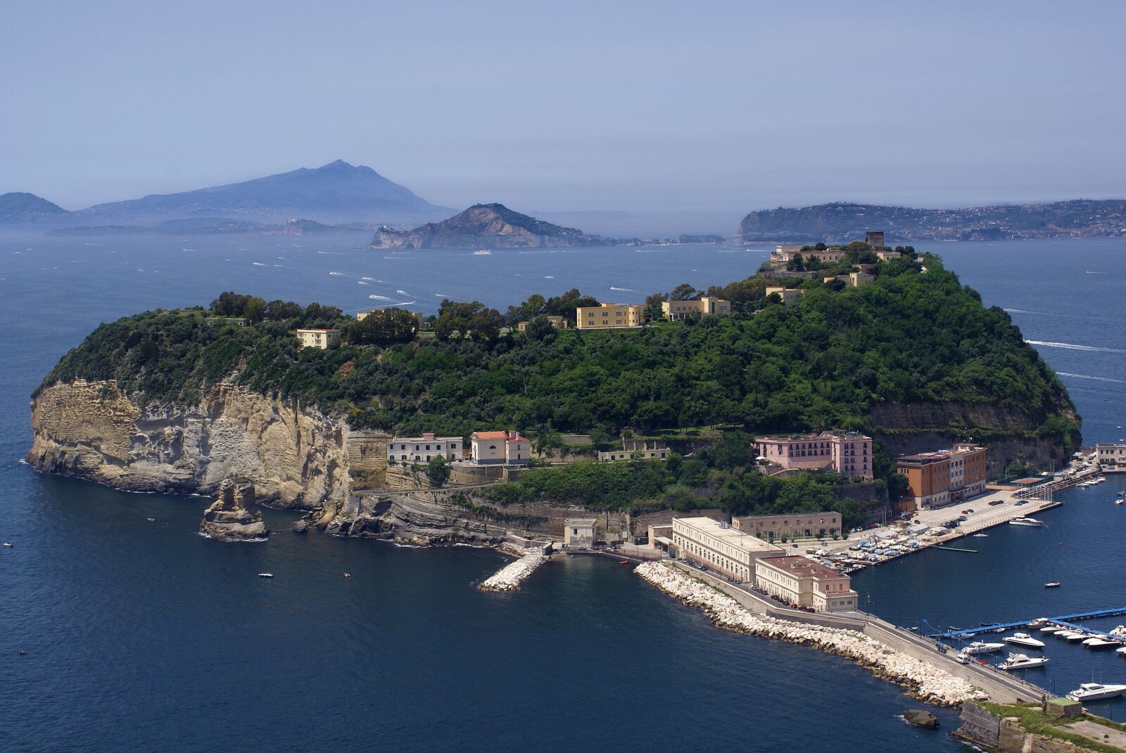Sony Alpha DSLR-A100 sample photo. Nisida, naples, campania photography