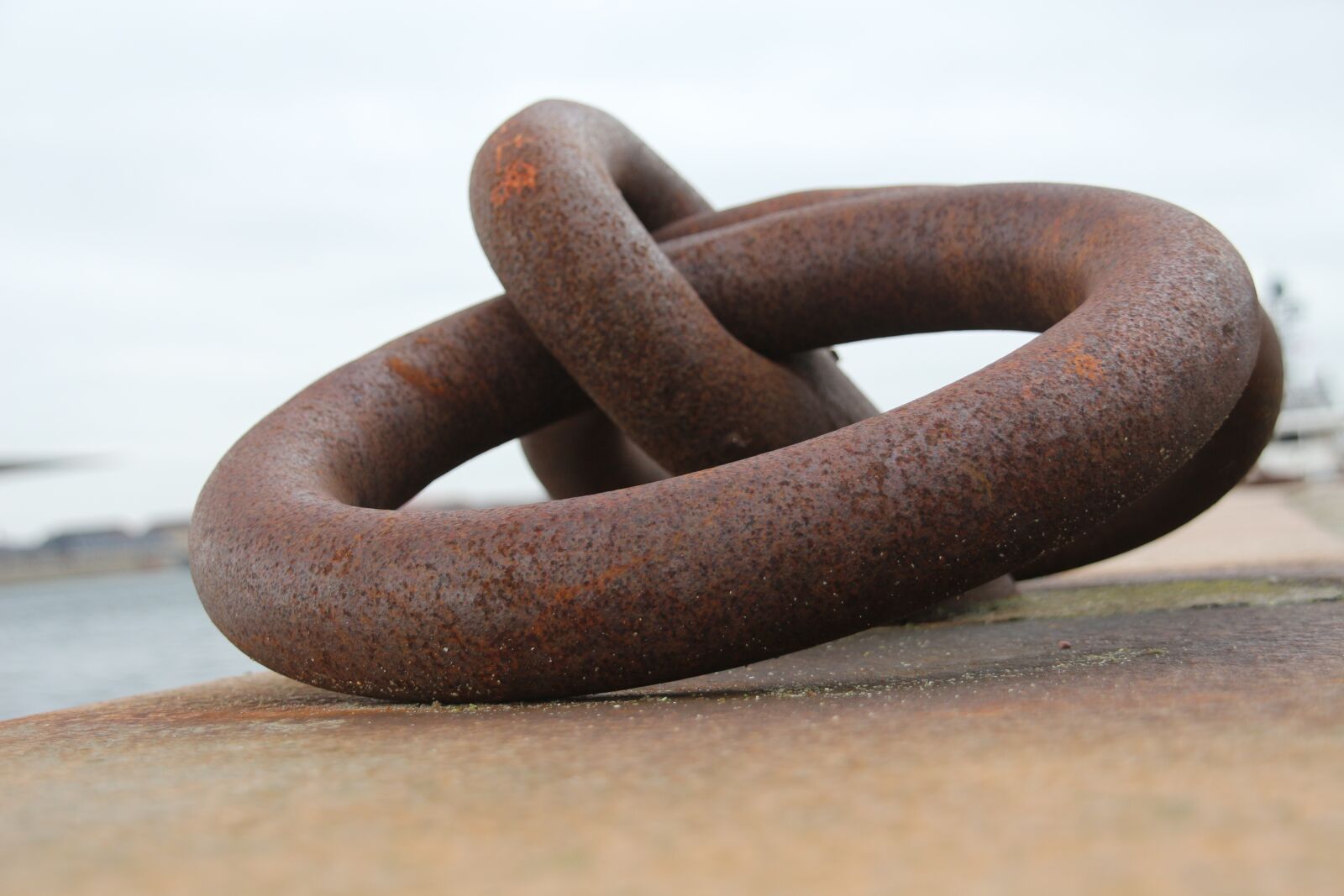 Canon EOS 650D (EOS Rebel T4i / EOS Kiss X6i) sample photo. Copenhagen, investors, chain photography