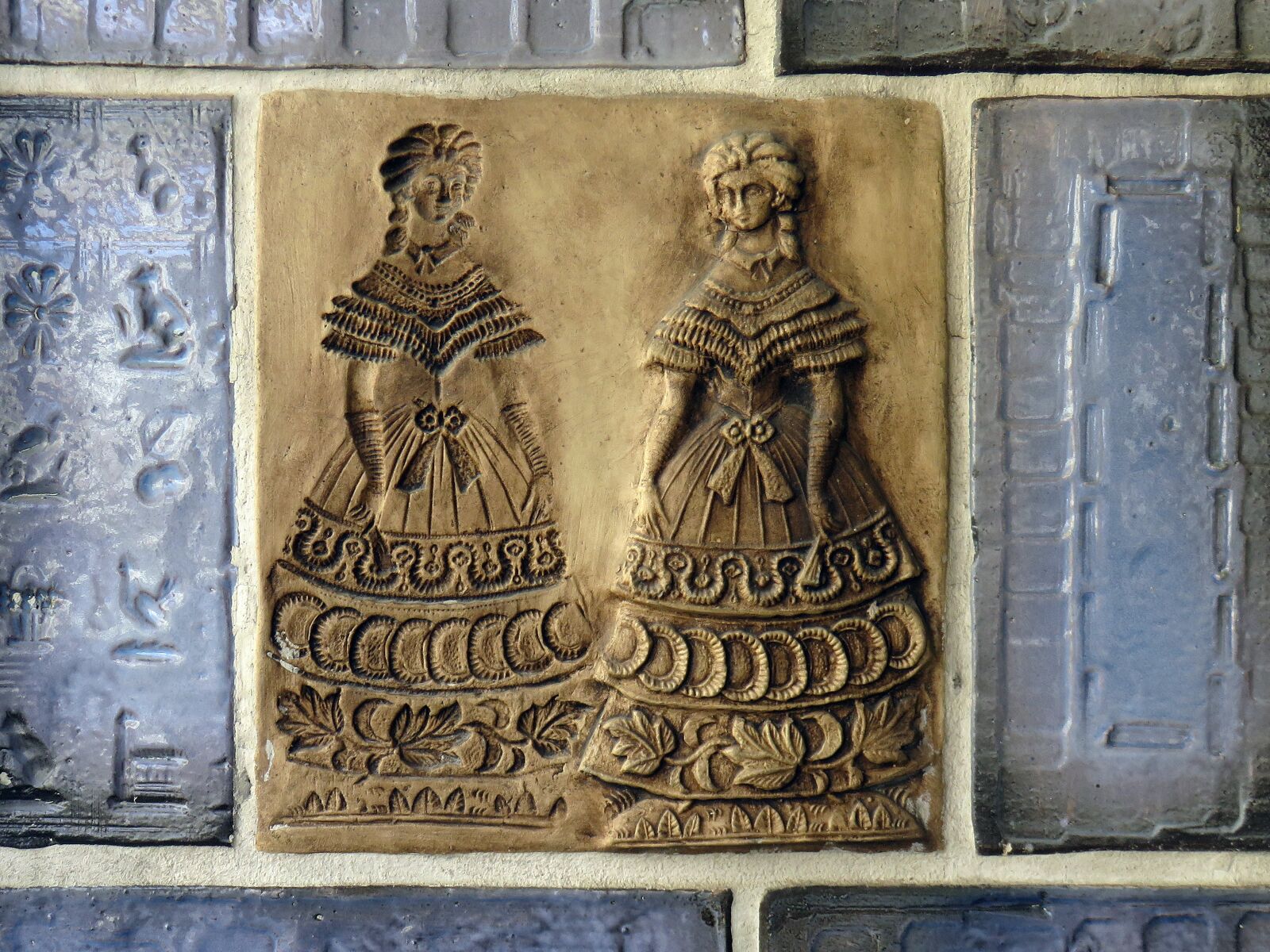 Canon PowerShot SX710 HS sample photo. Tile, motif tile, coburg photography