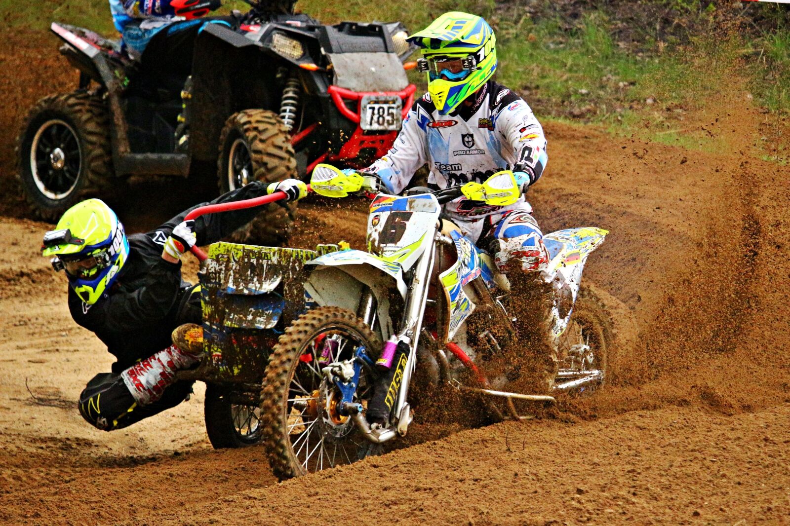 Canon EOS 100D (EOS Rebel SL1 / EOS Kiss X7) sample photo. Enduro, sidecar, motocross photography