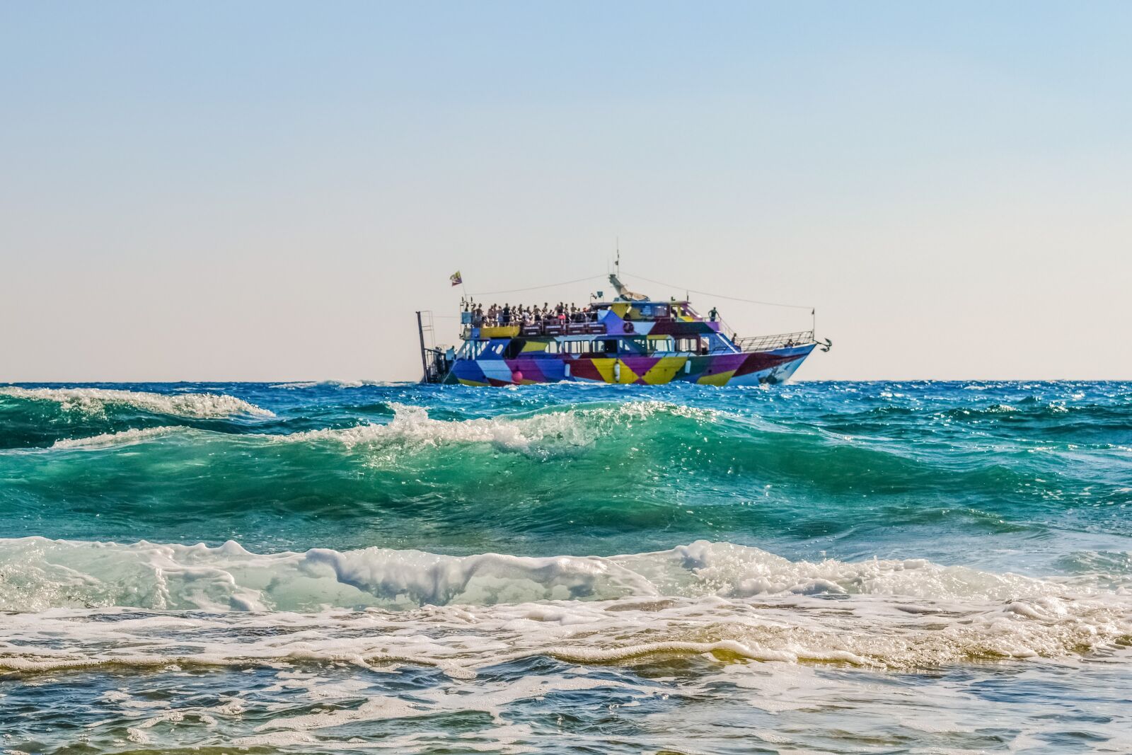 Nikon D3300 sample photo. Waves, sea, spray photography