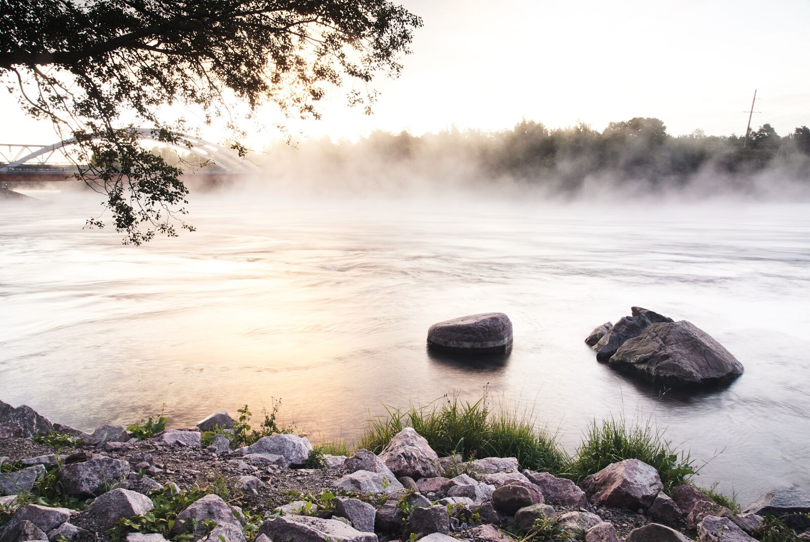 Sony Alpha DSLR-A100 sample photo. River, rocks, mist photography