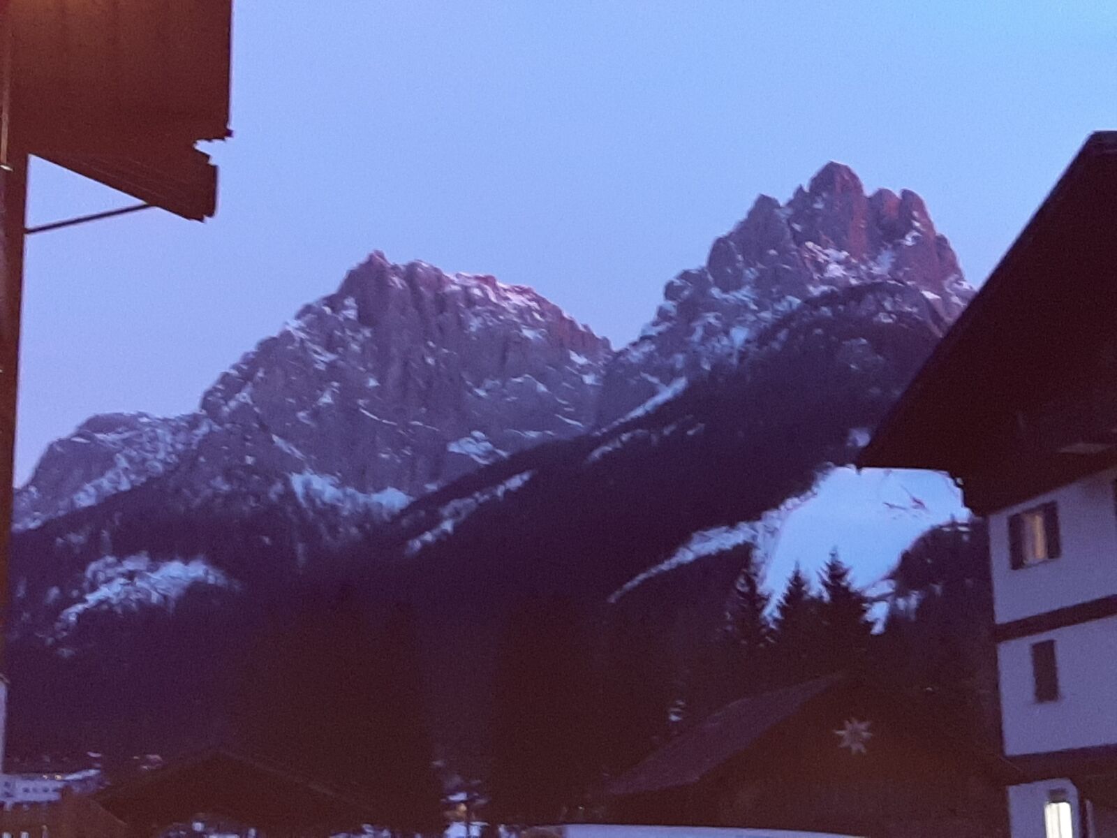 Samsung Galaxy A50 sample photo. Mountains, snow, dolomites photography