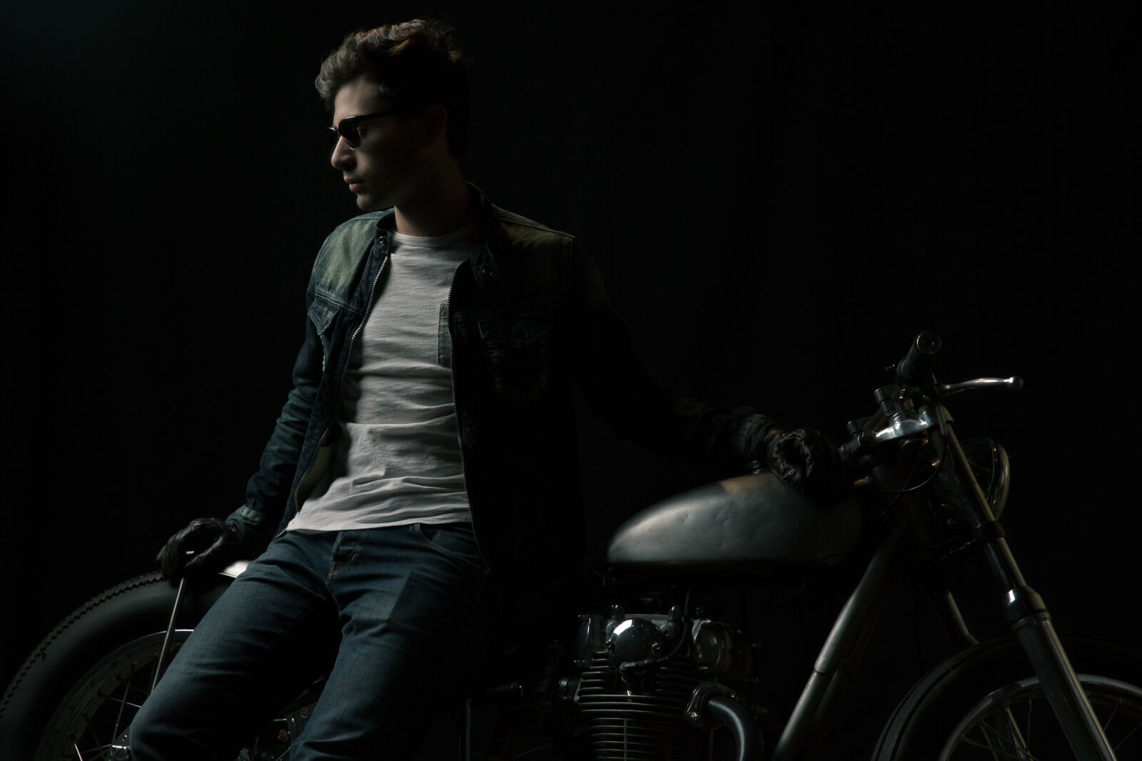 Canon EF 24-70mm F2.8L II USM sample photo. Motorcycle photography