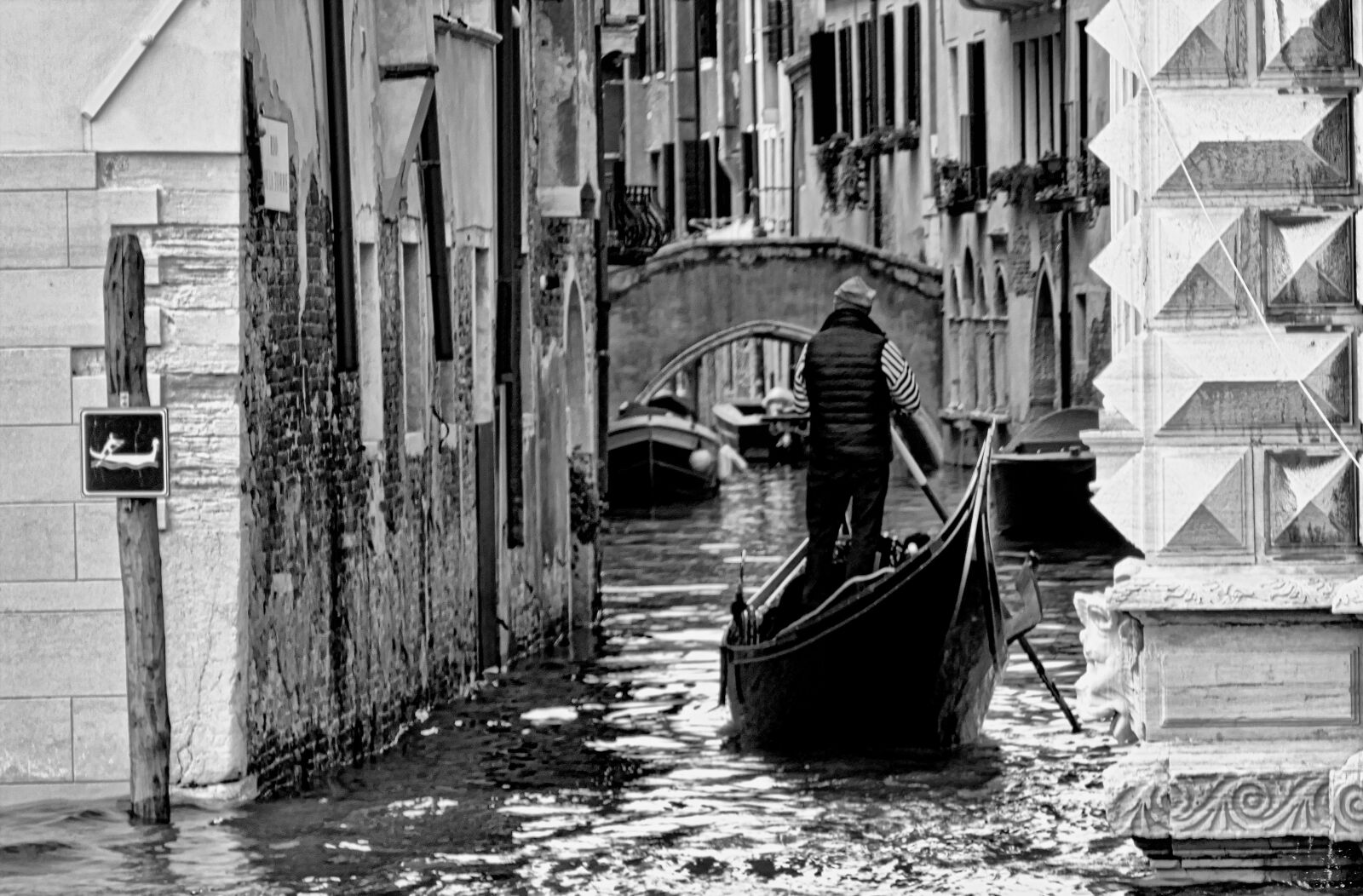 Panasonic DMC-TZ101 sample photo. Gondola, gondolier, venice photography