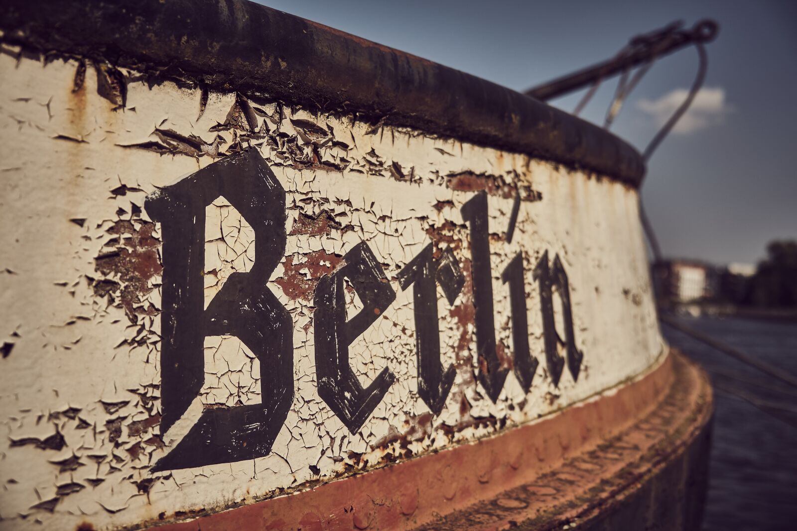 Fujifilm XF 18-55mm F2.8-4 R LM OIS sample photo. Berlin, ship, old photography