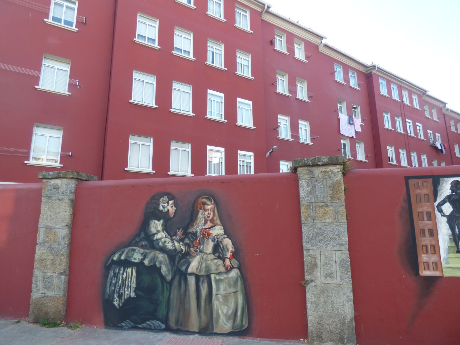 Panasonic DMC-FZ72 sample photo. Street art, ferrol, meninas photography