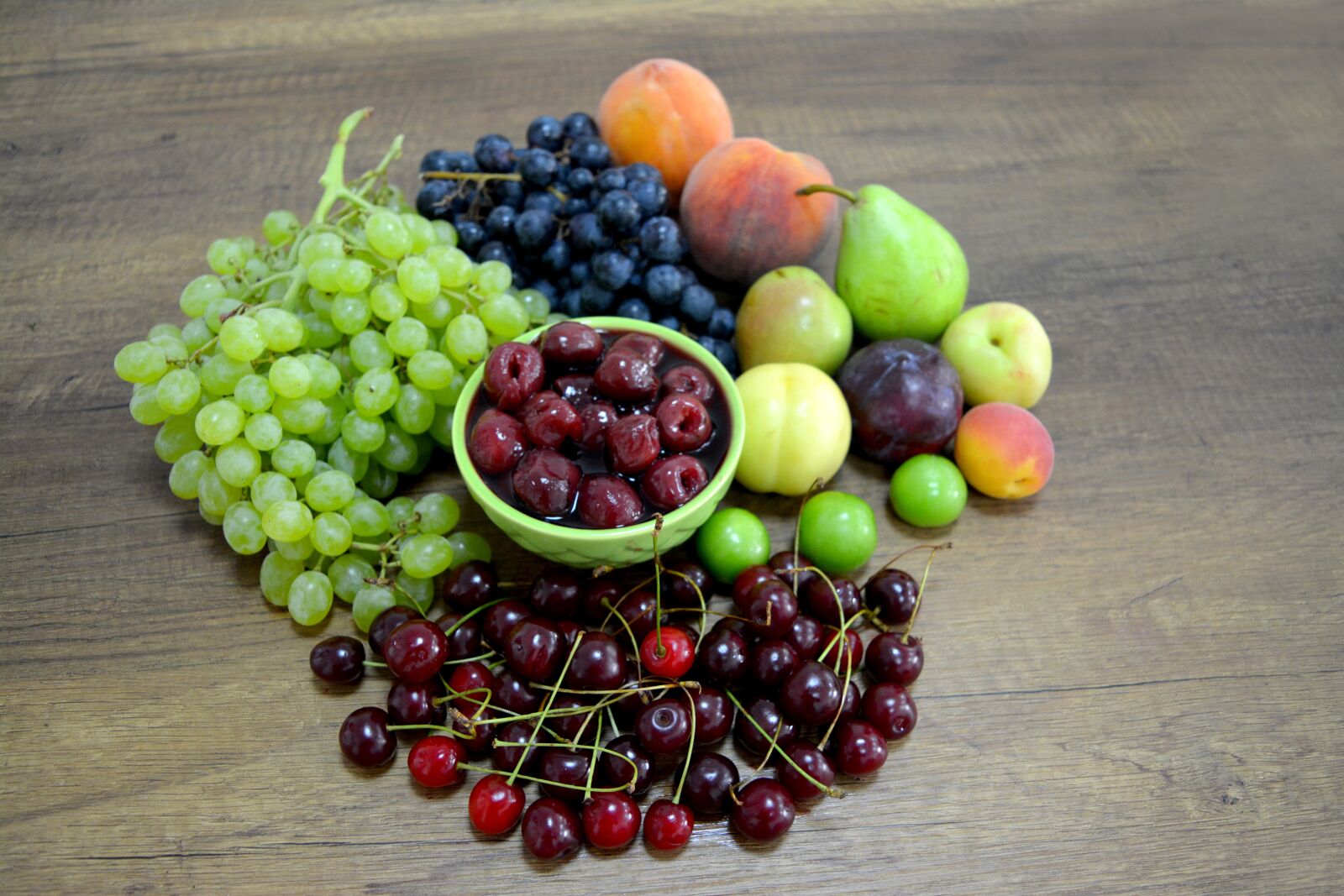 Nikon D5200 sample photo. Fruit, fresh, health photography