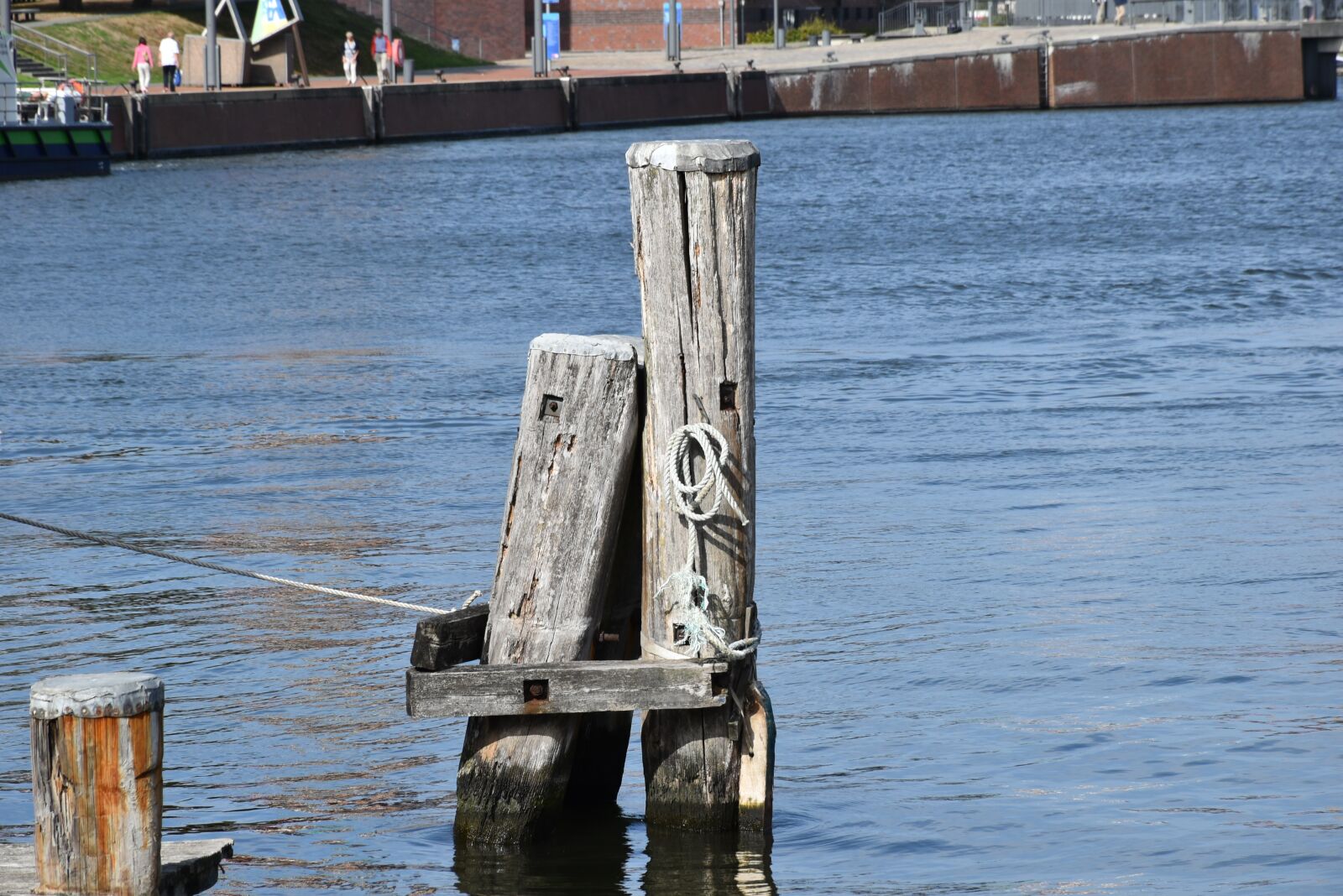 Nikon D5600 sample photo. Meerpaal, port, water photography