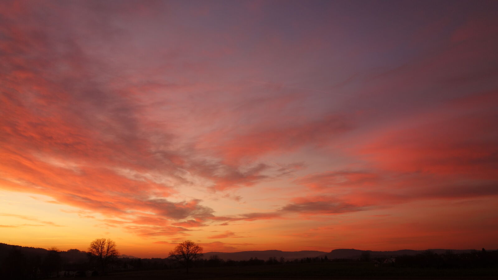 Sony Cyber-shot DSC-RX100 sample photo. Clouds, field, fiery, sky photography