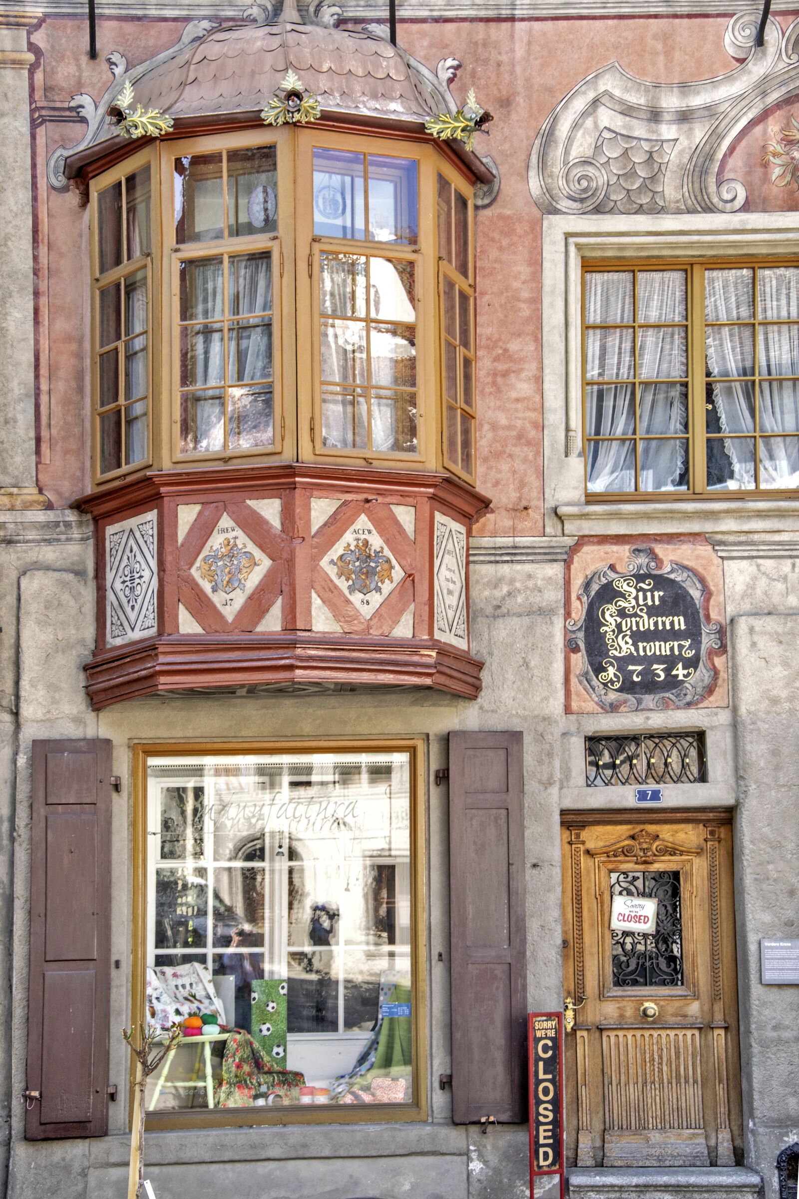 Nikon D3300 sample photo. Building, bay window, architecture photography