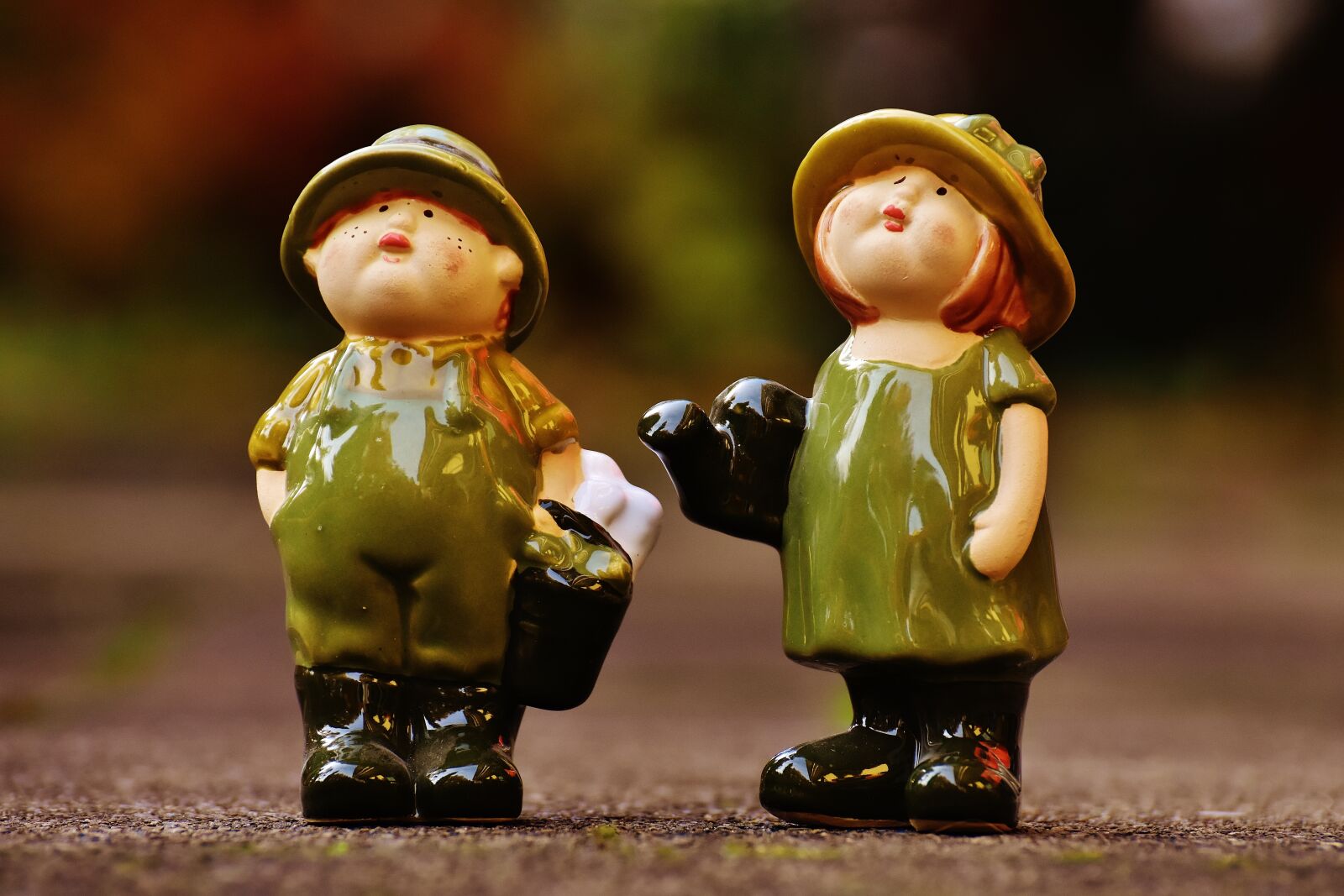 Nikon D7200 sample photo. Garden, gardening, figures photography