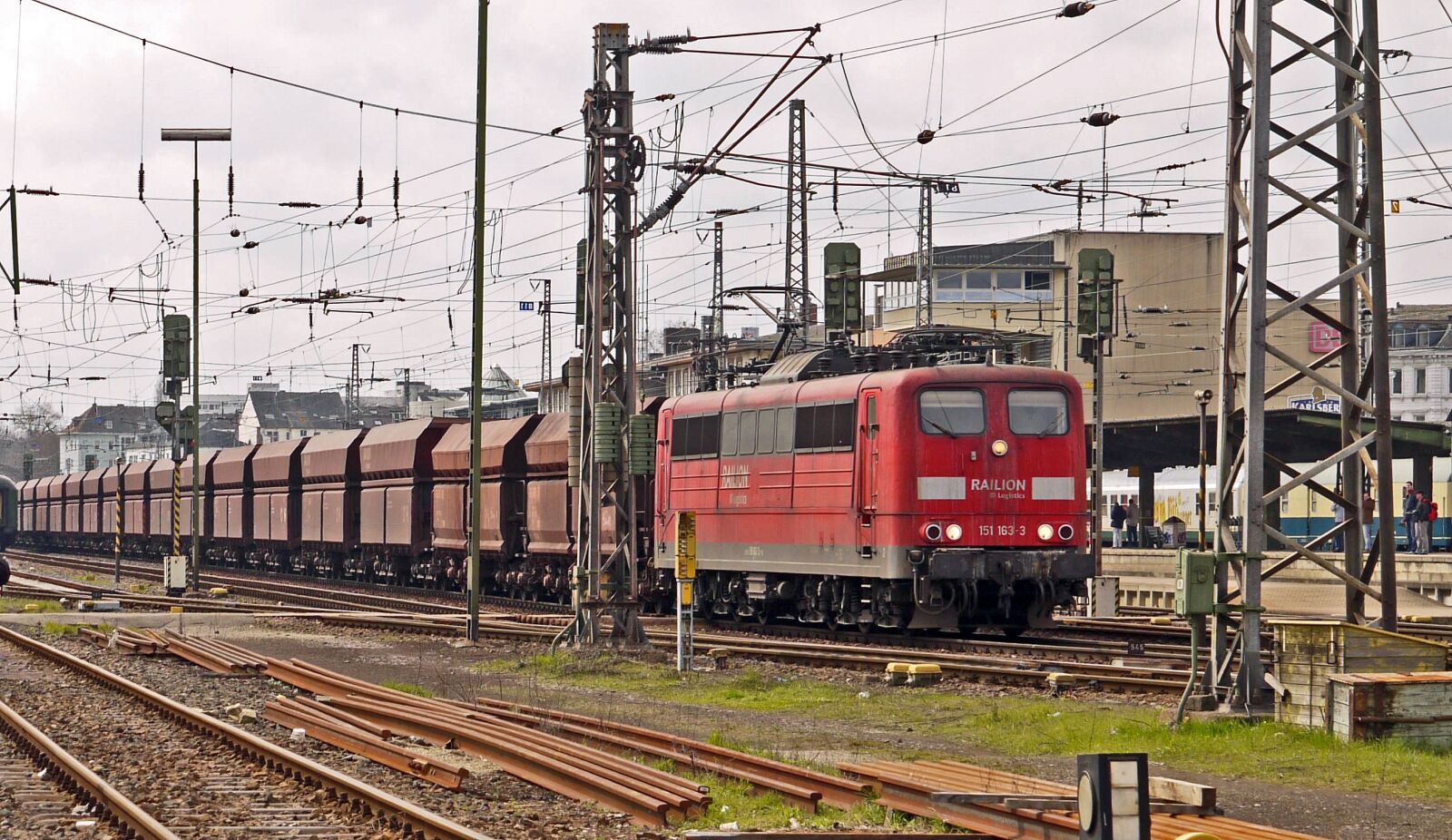 Panasonic Lumix DMC-G1 sample photo. Erzzug, block train, leerzug photography
