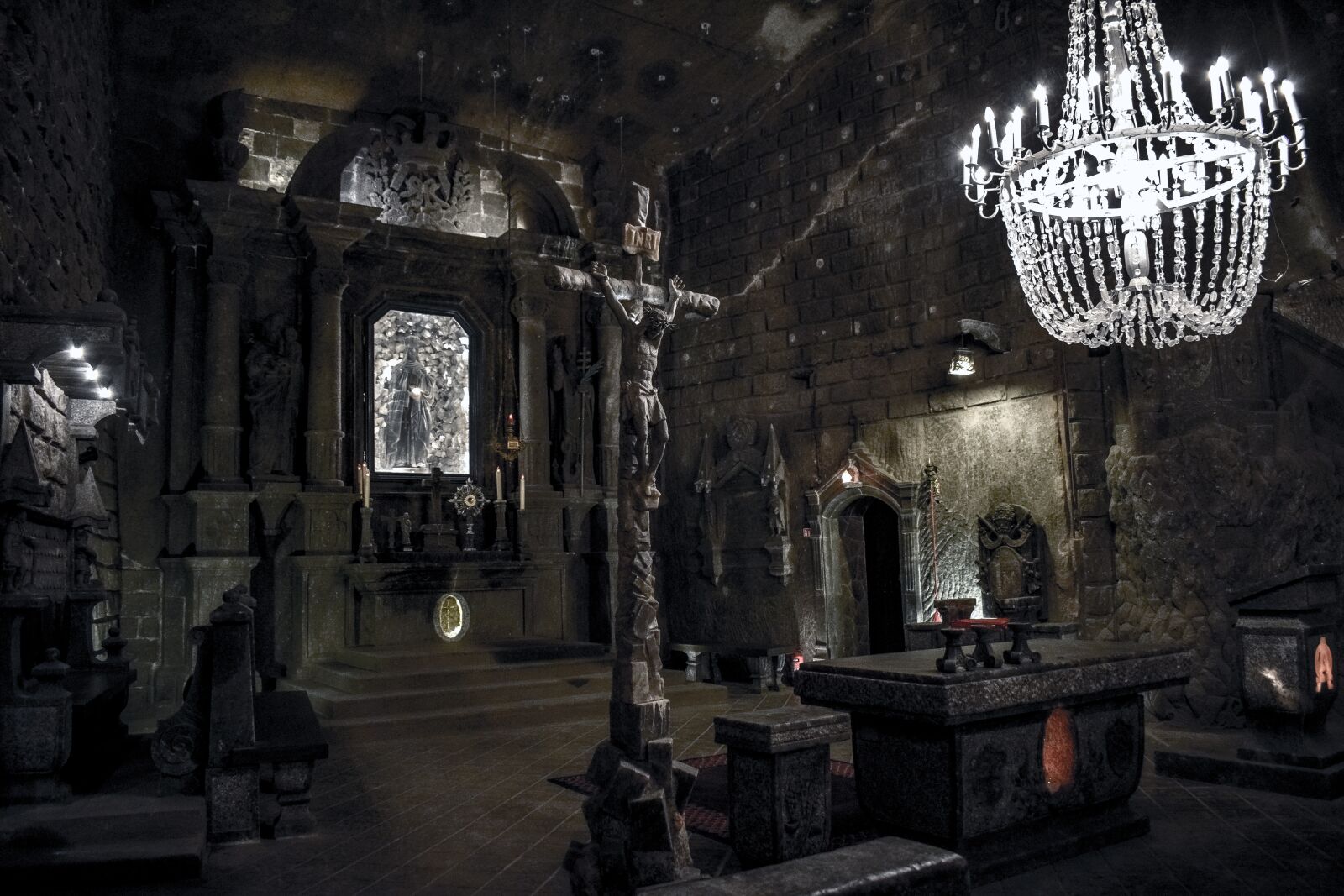 Nikon D3300 sample photo. Wieliczka salt mine, church photography