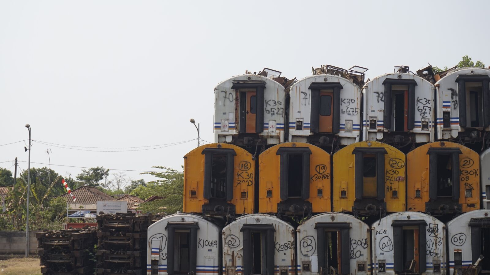 Sony Alpha a5000 (ILCE 5000) sample photo. Train station, train, indonesia photography