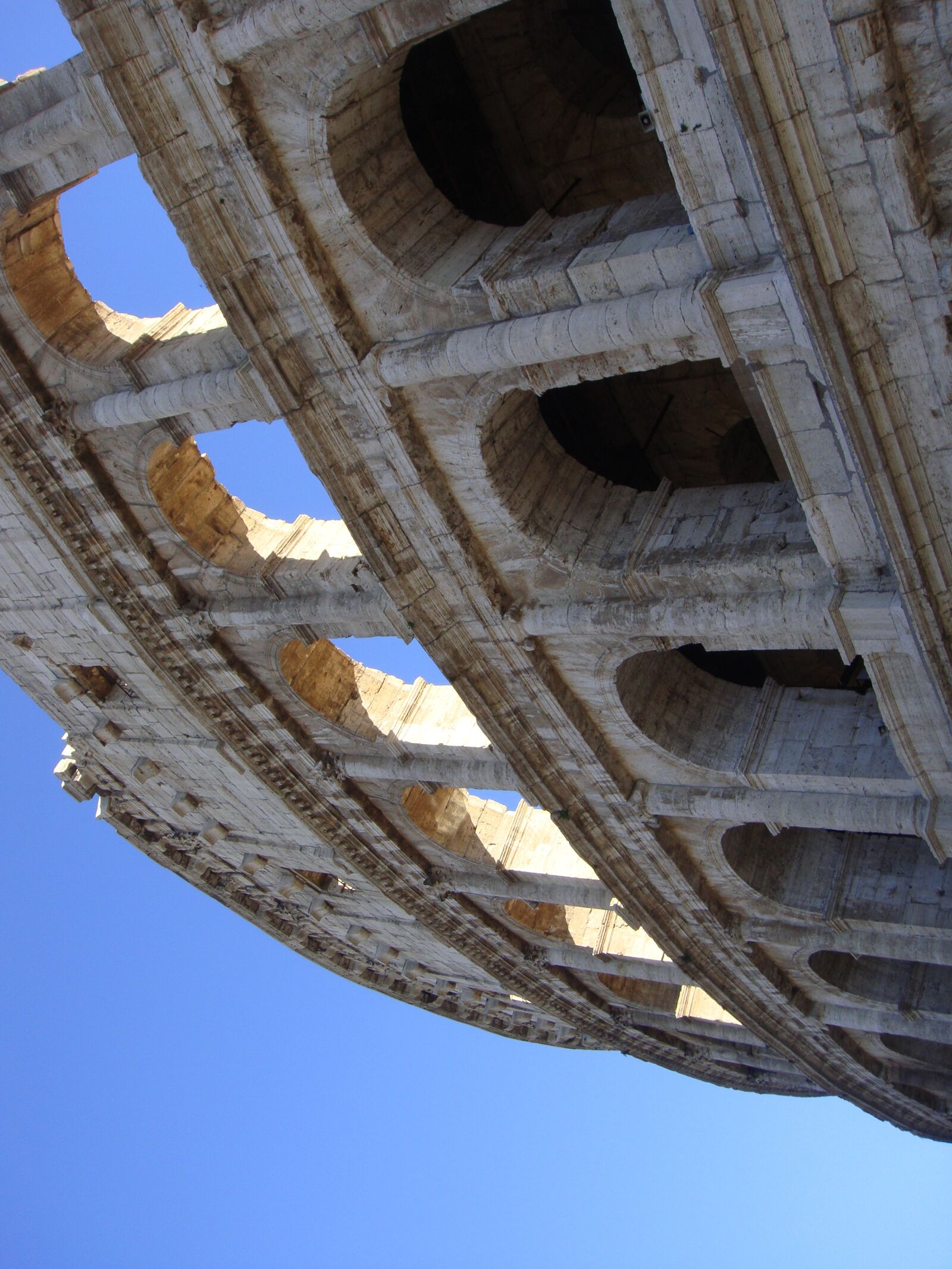 Sony DSC-T77 sample photo. Roman coliseum, ancient rome photography