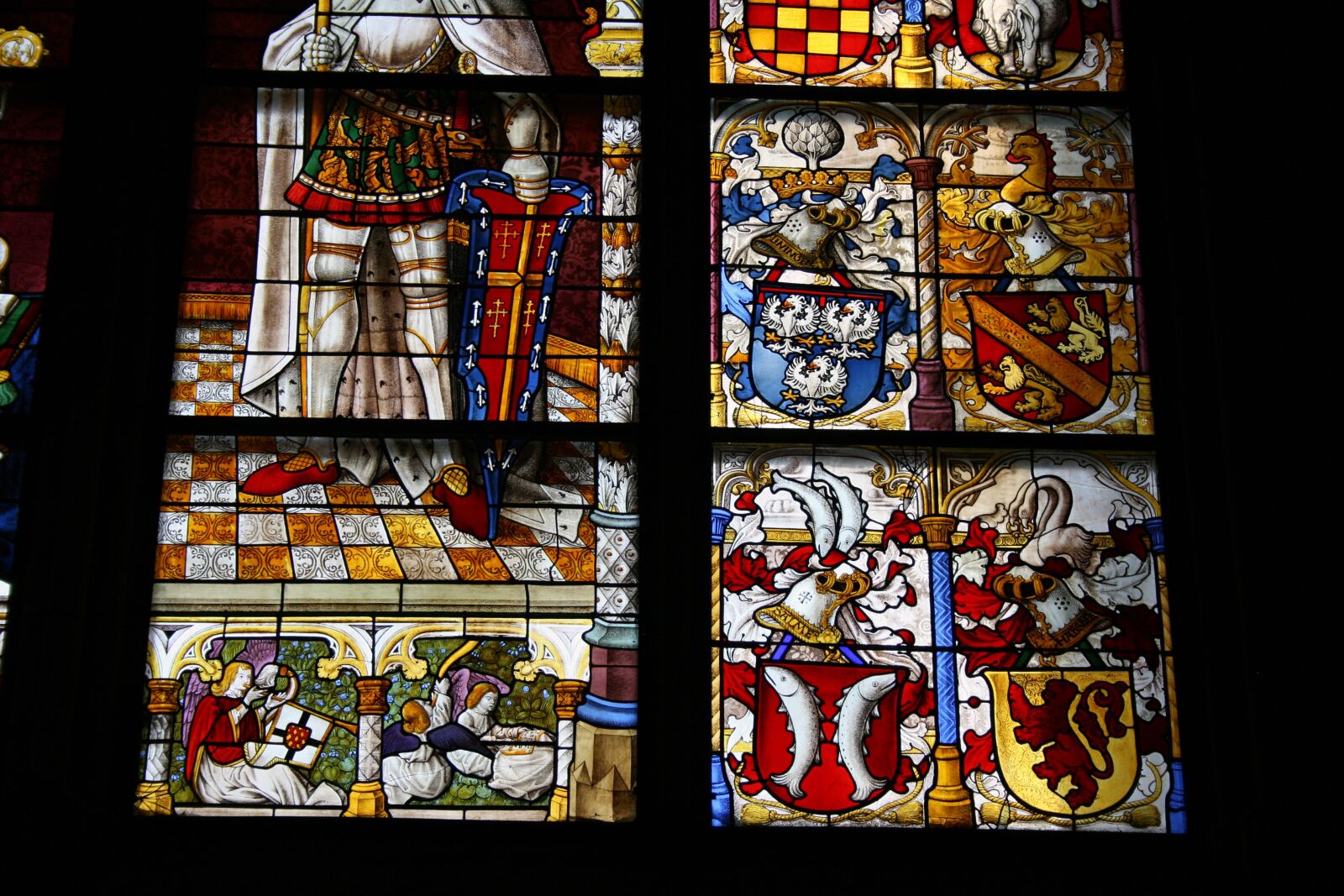 Canon EOS 400D (EOS Digital Rebel XTi / EOS Kiss Digital X) sample photo. Germany, cologne, church photography