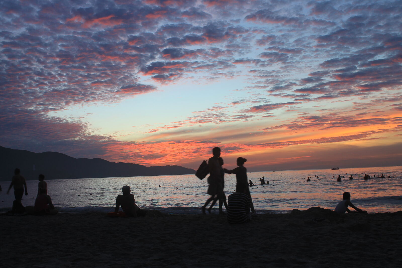 Canon EOS 1100D (EOS Rebel T3 / EOS Kiss X50) sample photo. Danangcity, bythesea, mybeutifulvietnam photography