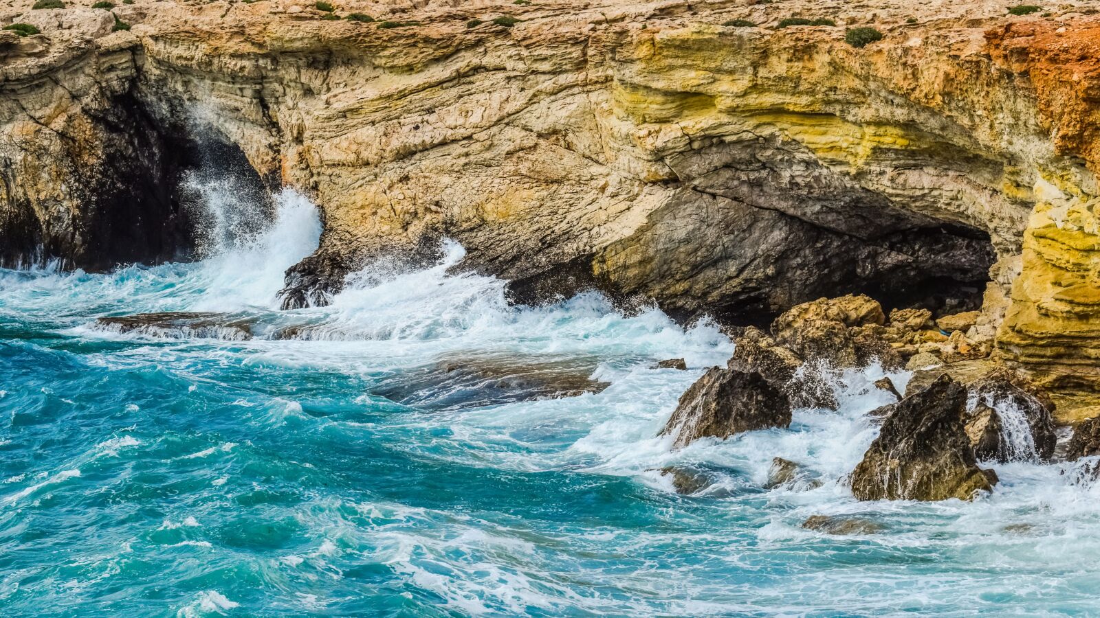 Nikon D3300 sample photo. Rocky coast, sea caves photography