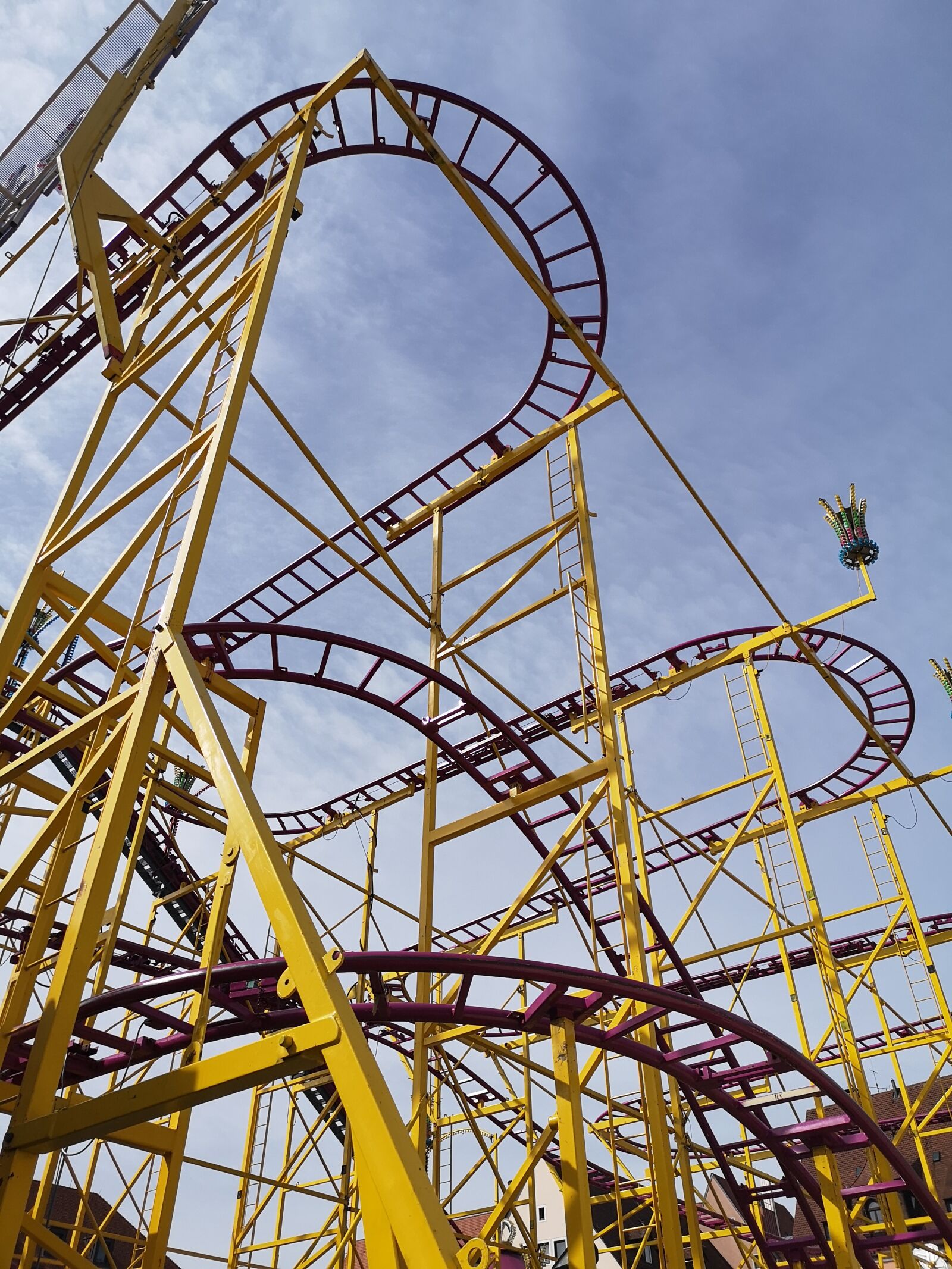 HUAWEI CLT-L29 sample photo. Marketplace, wild mouse, drive photography