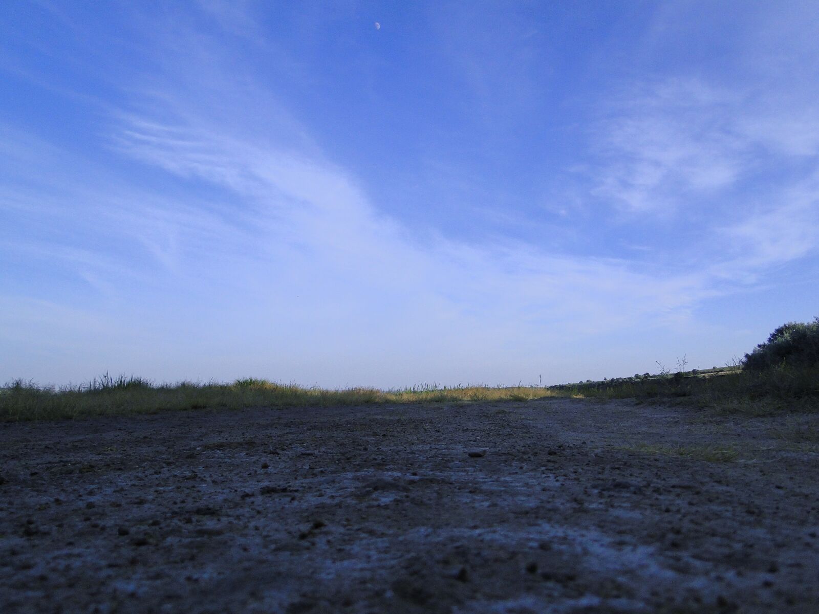 Sony Cyber-shot DSC-HX1 sample photo. Landscape, sky, road photography