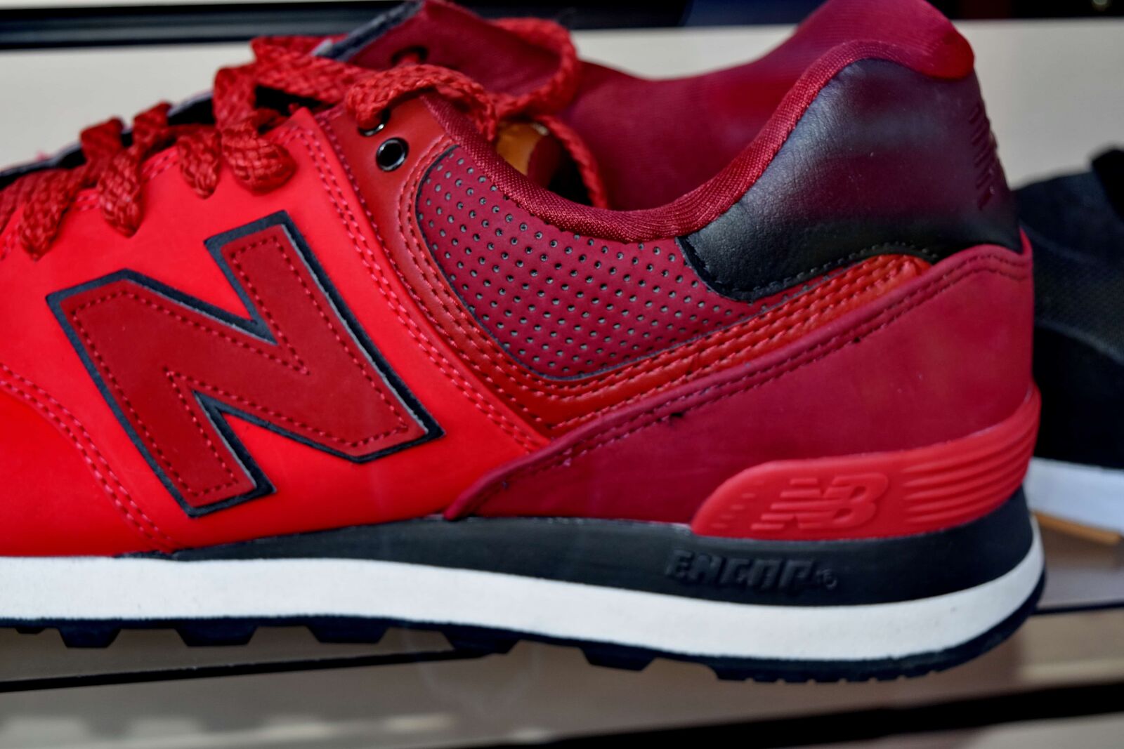 Nikon D5500 sample photo. Fashion, reddish, shoelace, sport photography
