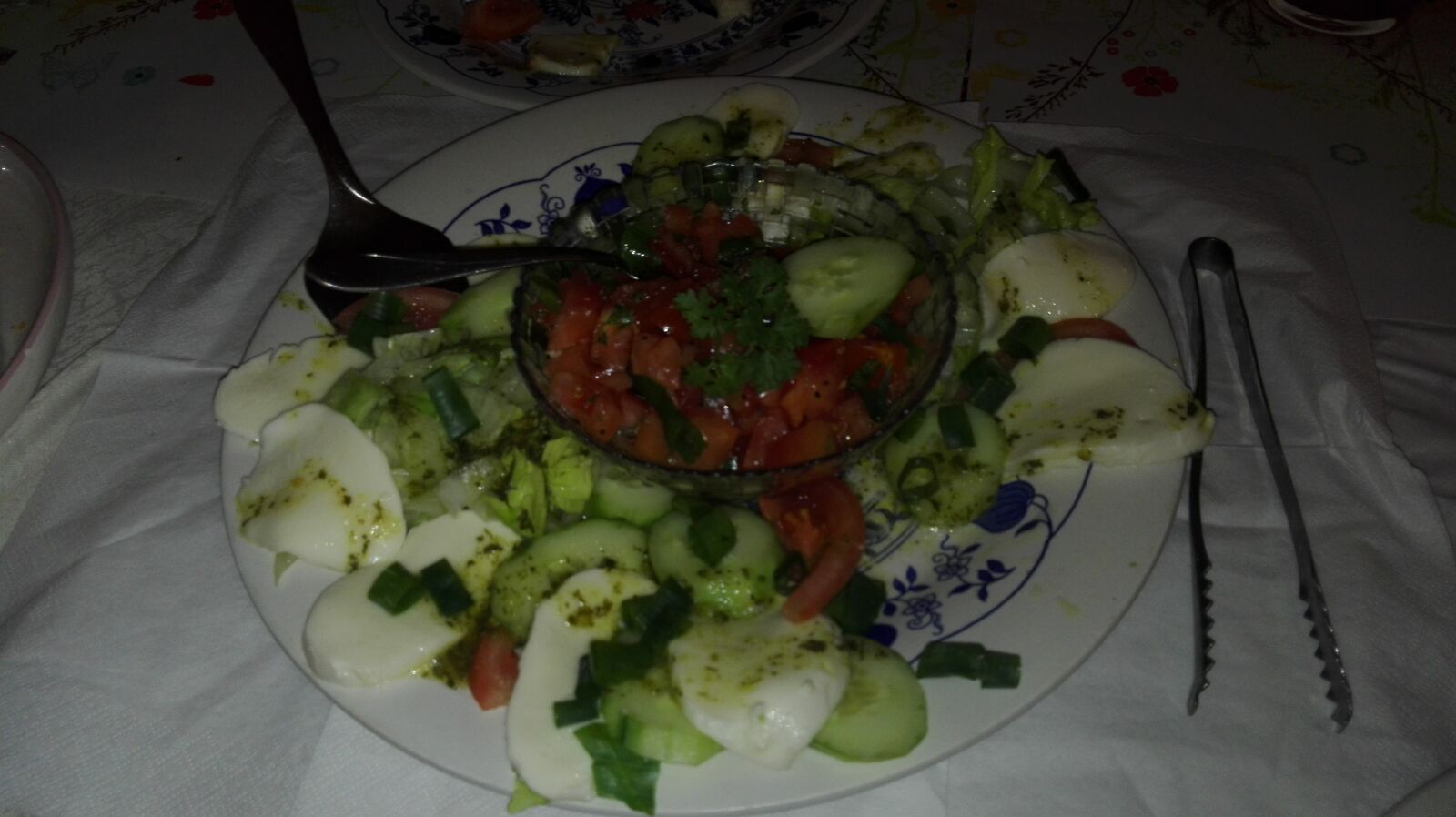 HUAWEI P8 Lite sample photo. Eat, salad, food photography